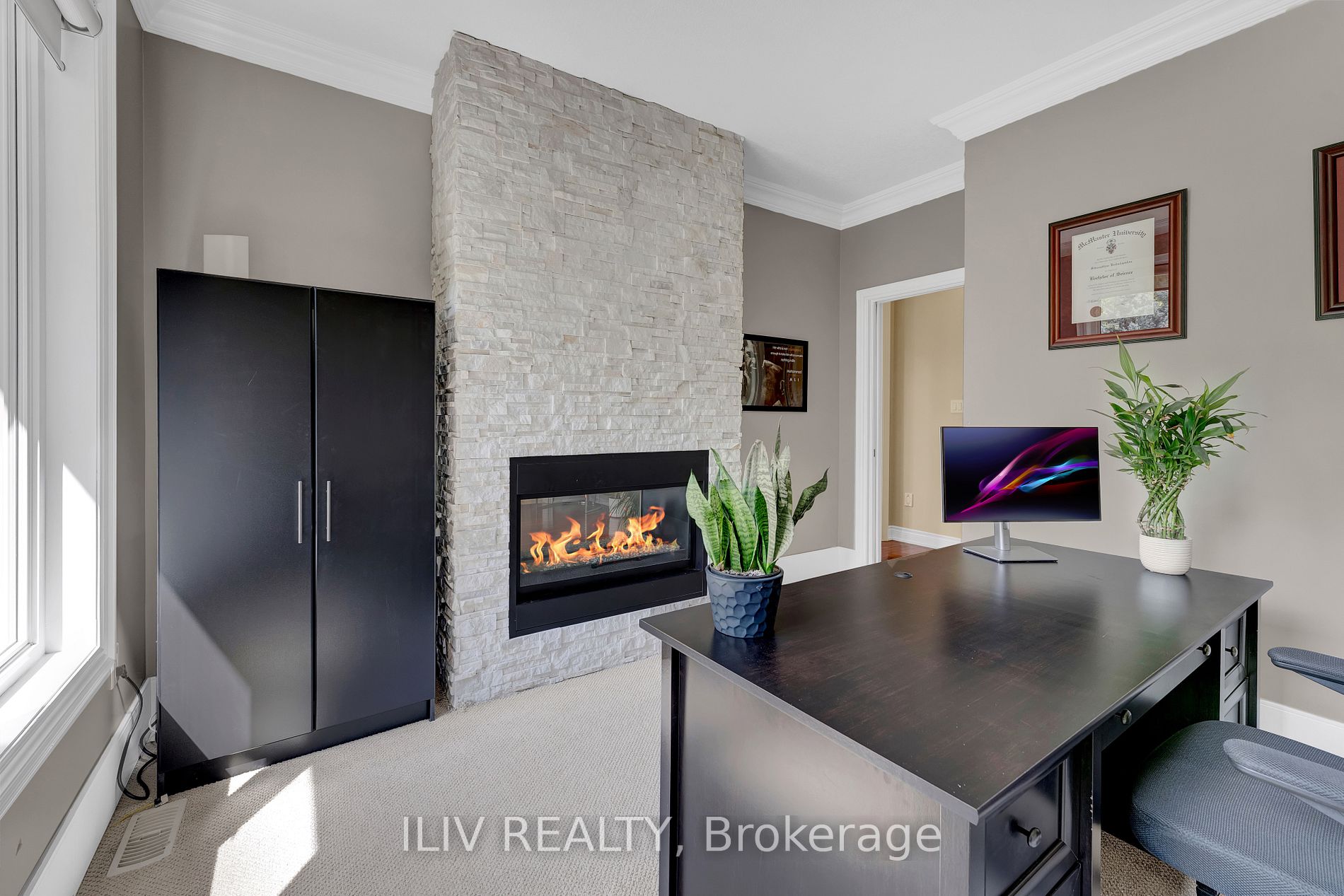 41 Country Club Cres