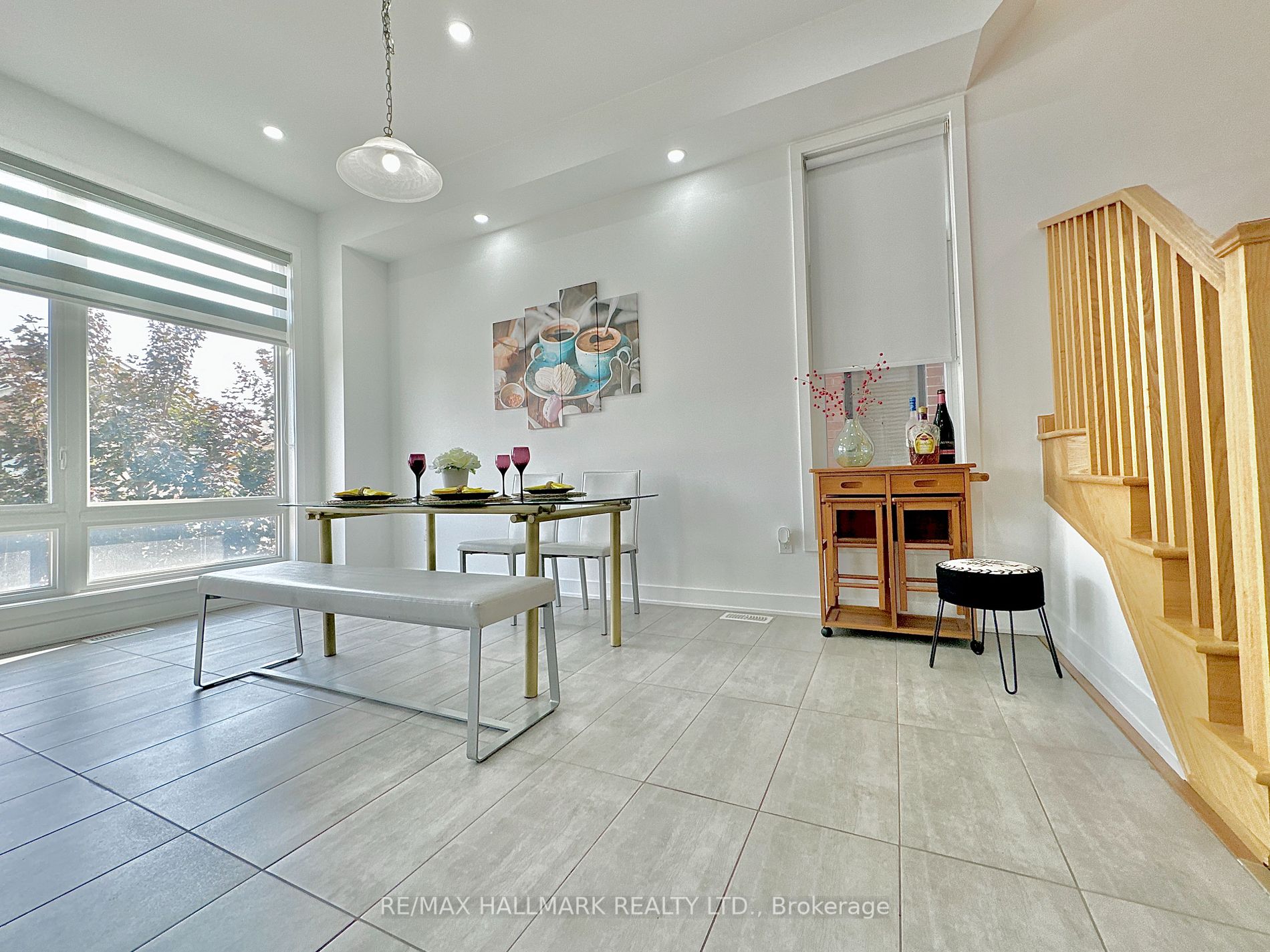 37 Benoit St