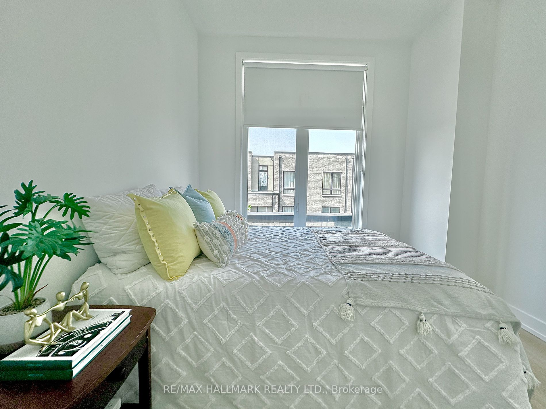 37 Benoit St