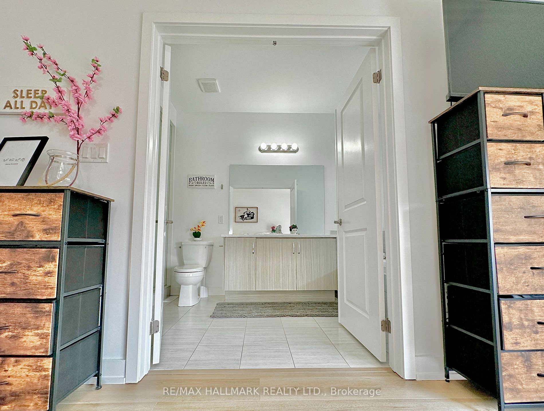 37 Benoit St