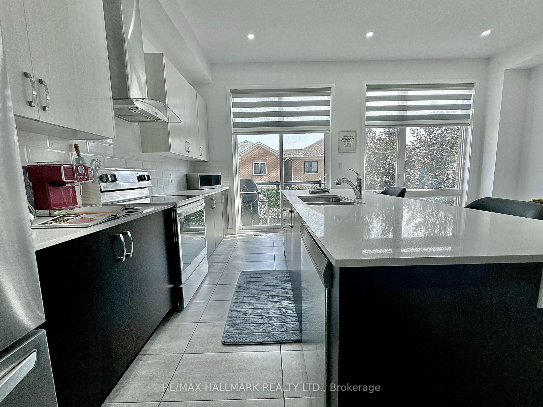 37 Benoit St
