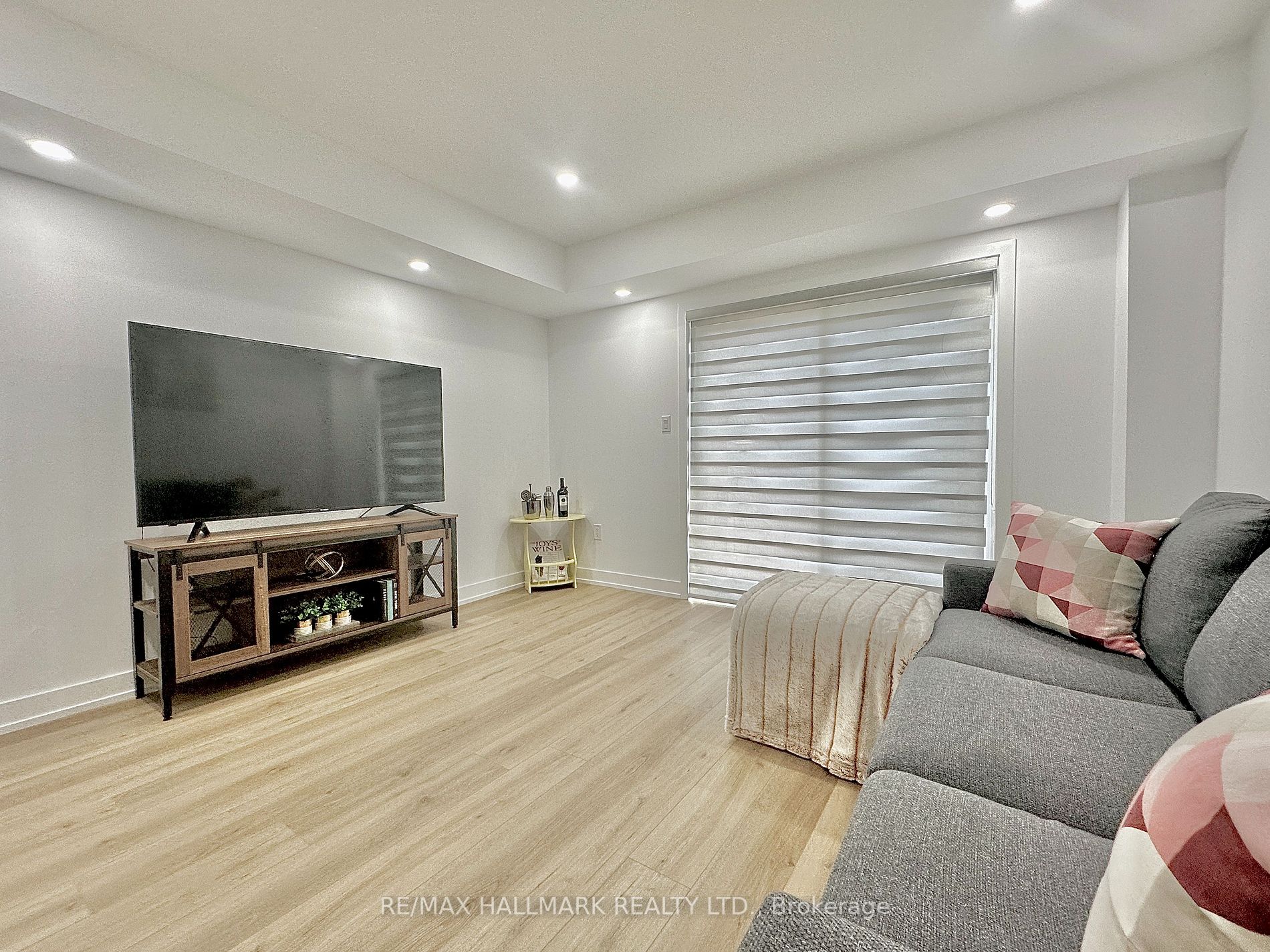 37 Benoit St