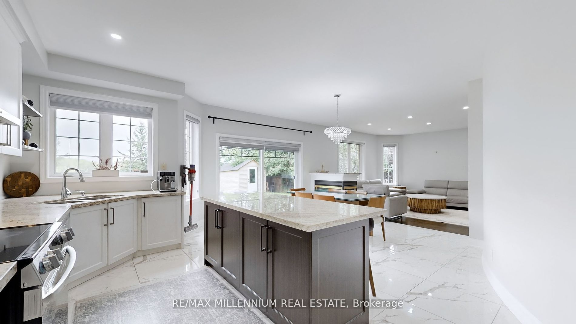 239 Vellore Woods Blvd
