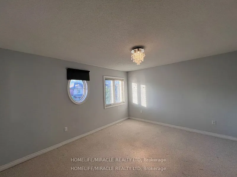 52 Cider Cres