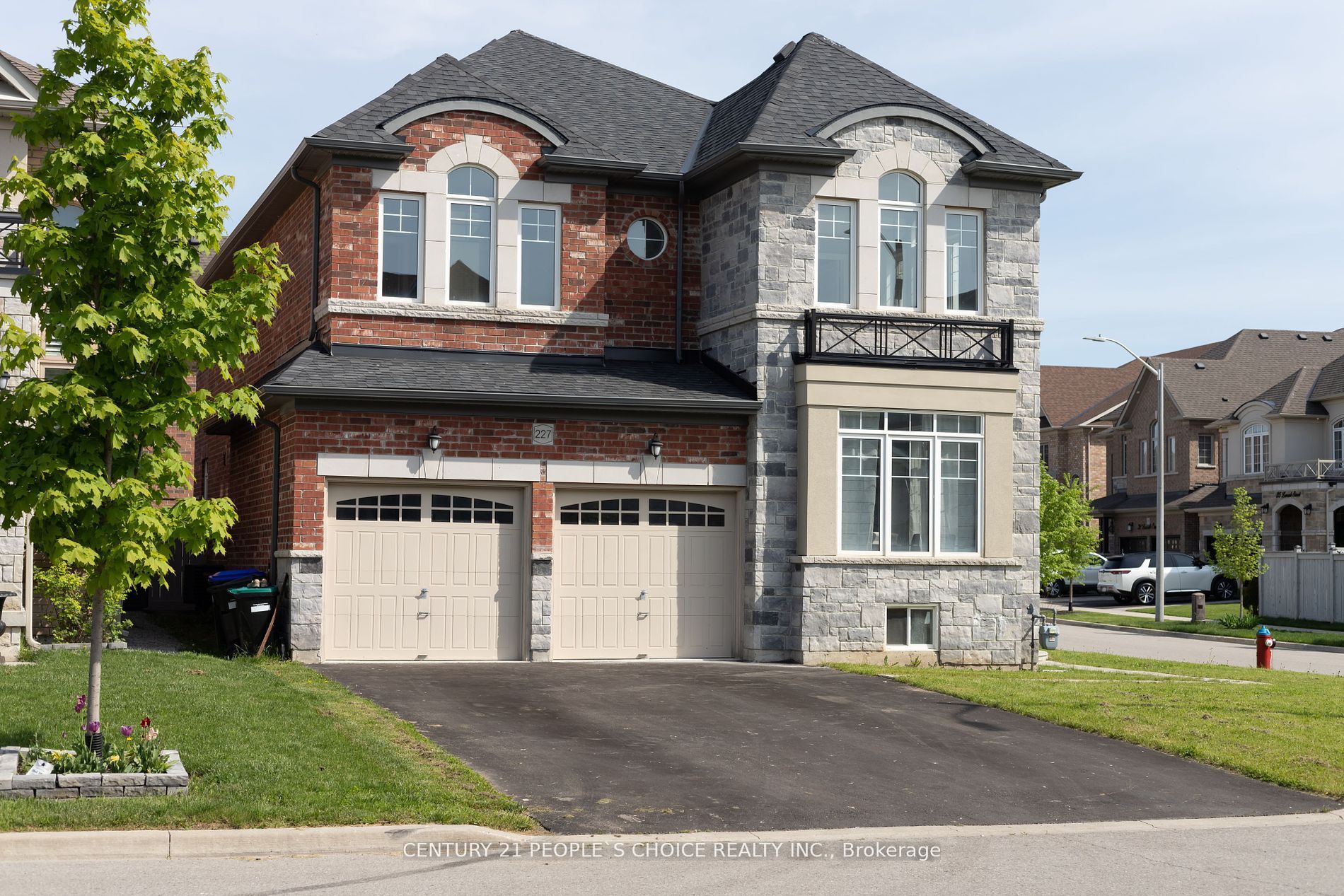 227 Inverness Way