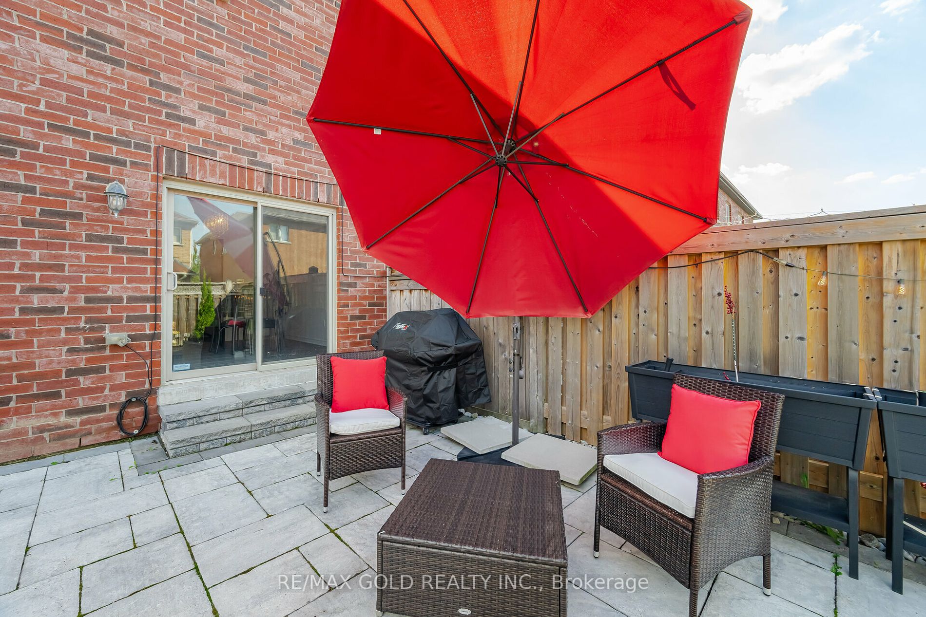 54 Zachary Pl