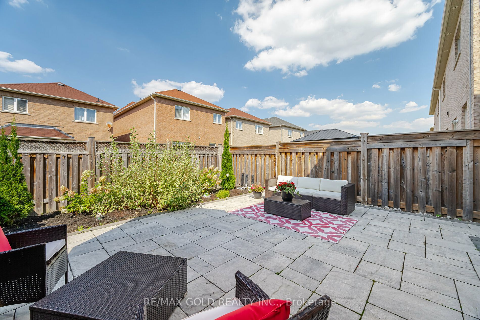 54 Zachary Pl