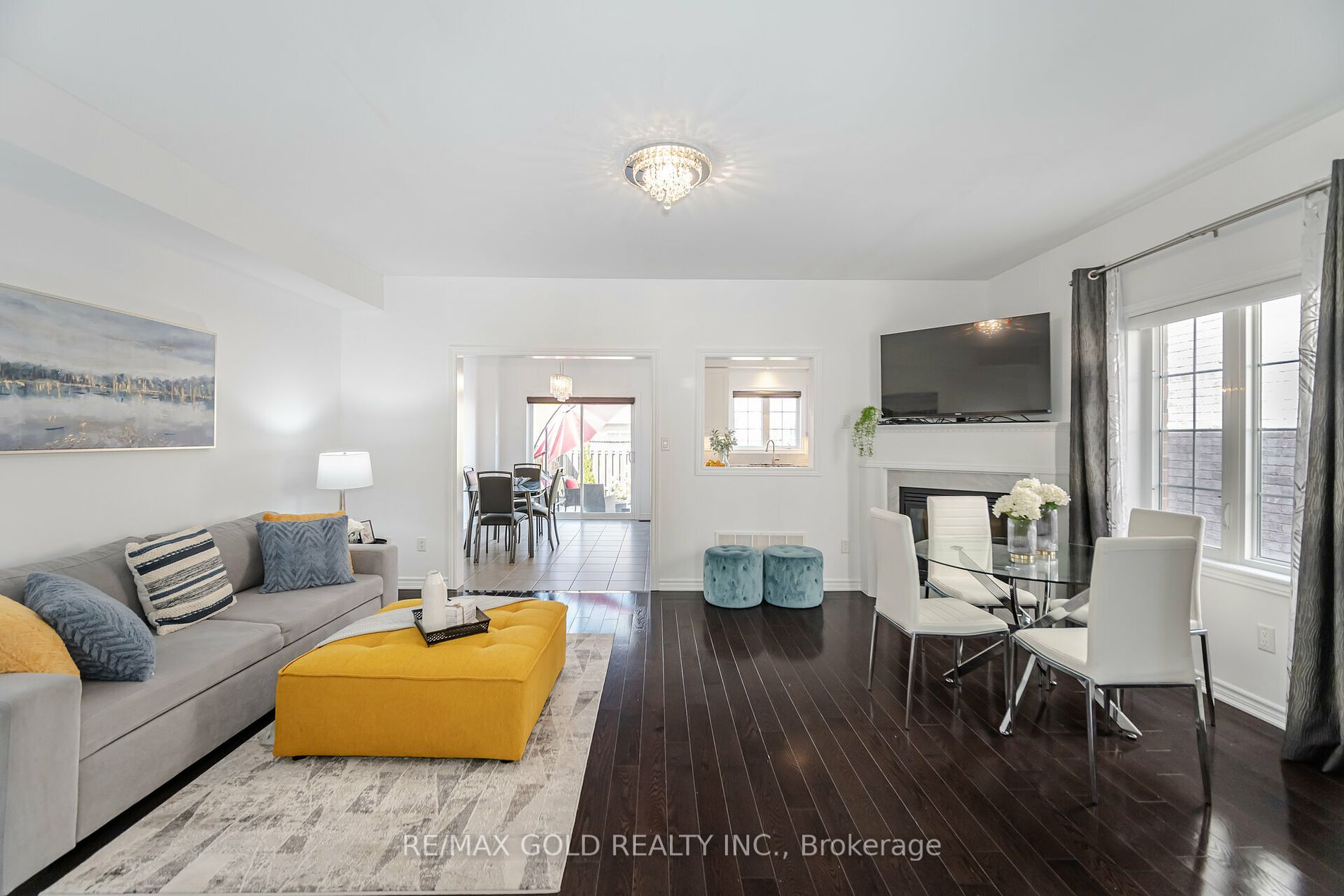 54 Zachary Pl