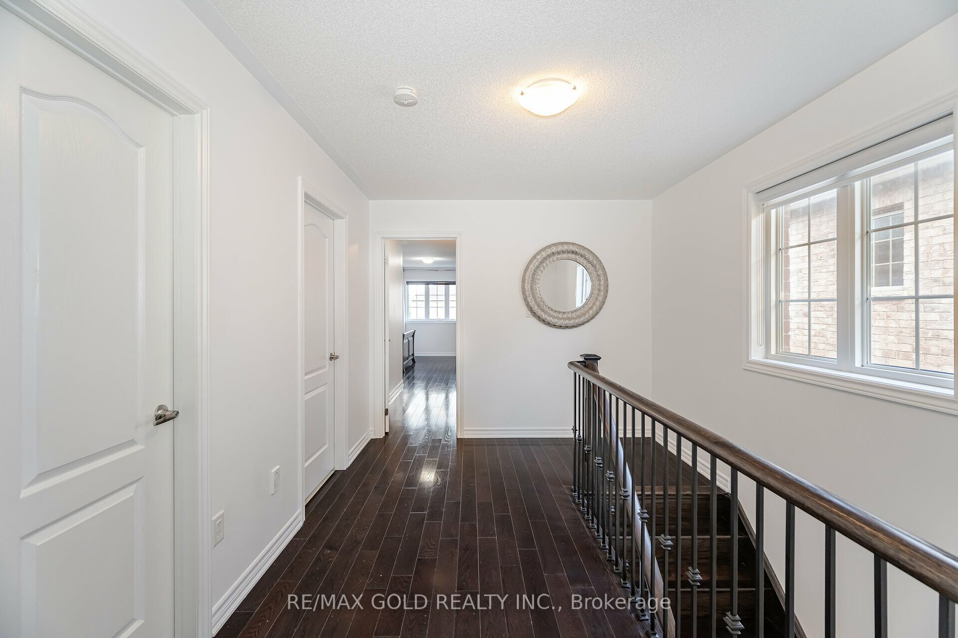 54 Zachary Pl