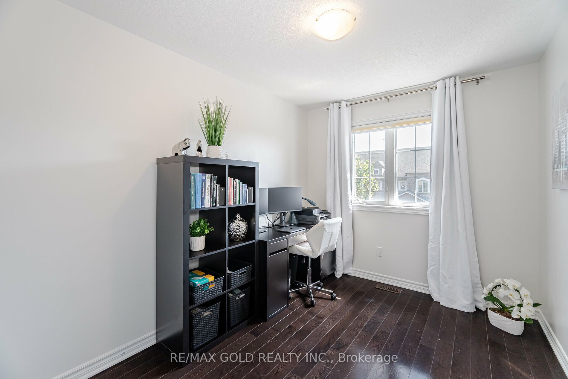 54 Zachary Pl