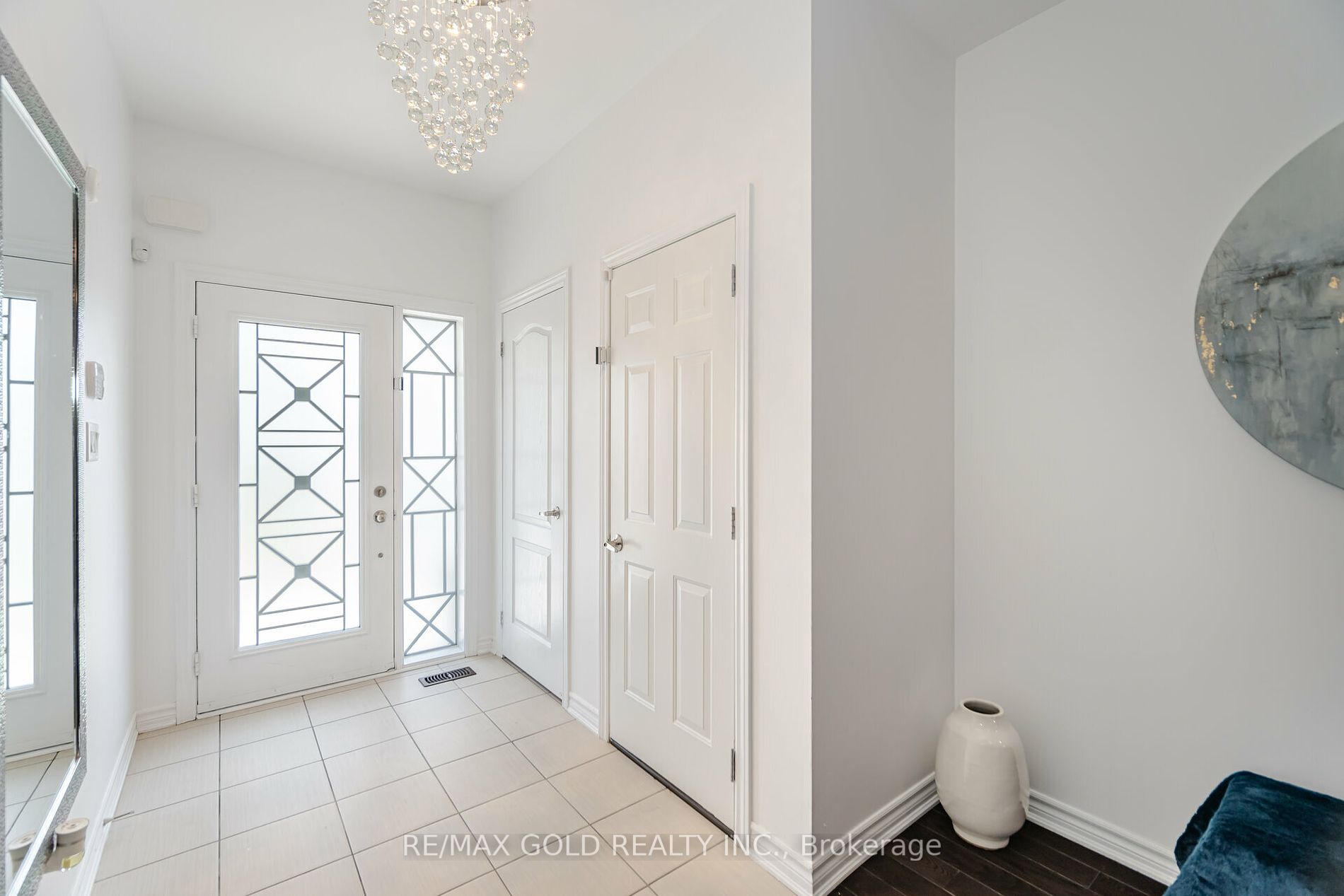 54 Zachary Pl
