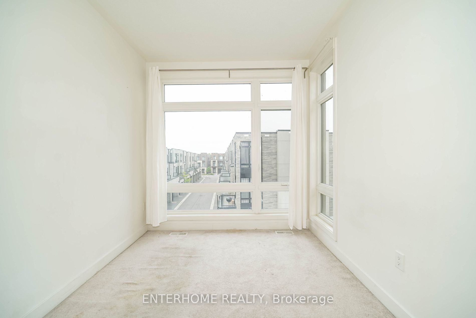 119 Carpaccio Ave