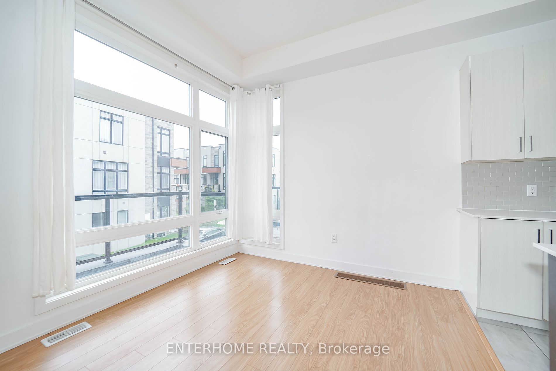119 Carpaccio Ave