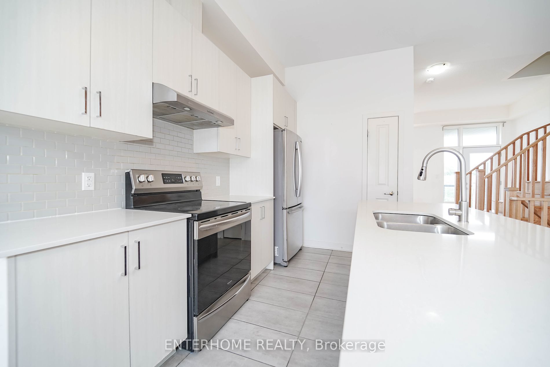 119 Carpaccio Ave