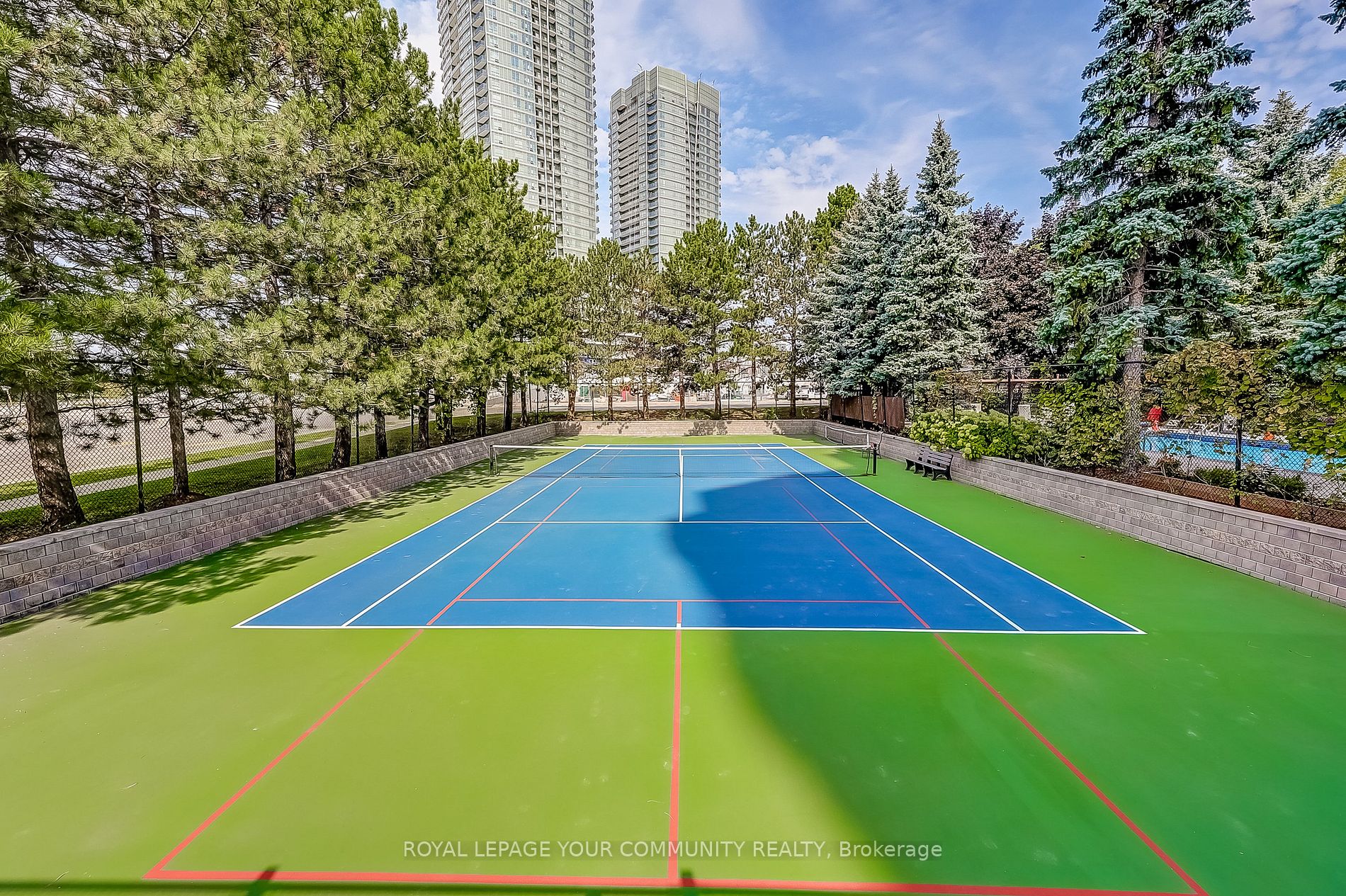 7420 Bathurst St N, #1611