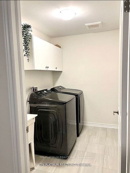 2254 Grainger Lp