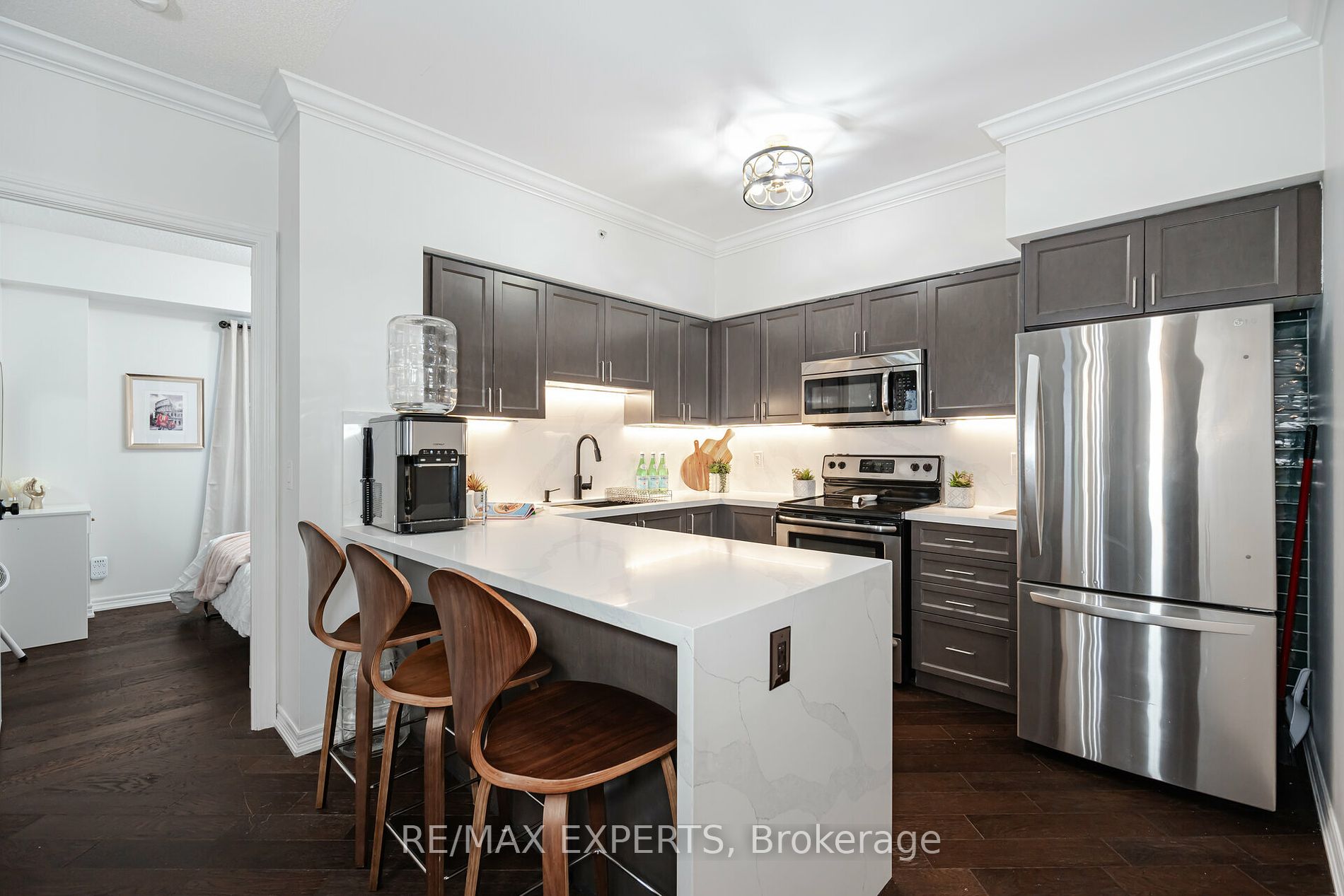 9255 Jane St, #602