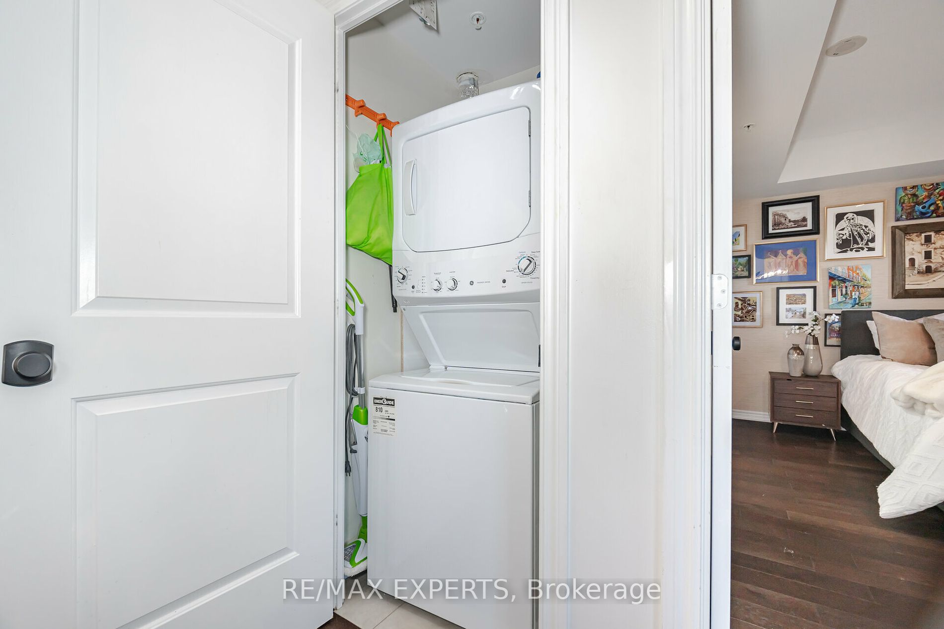 9255 Jane St, #602