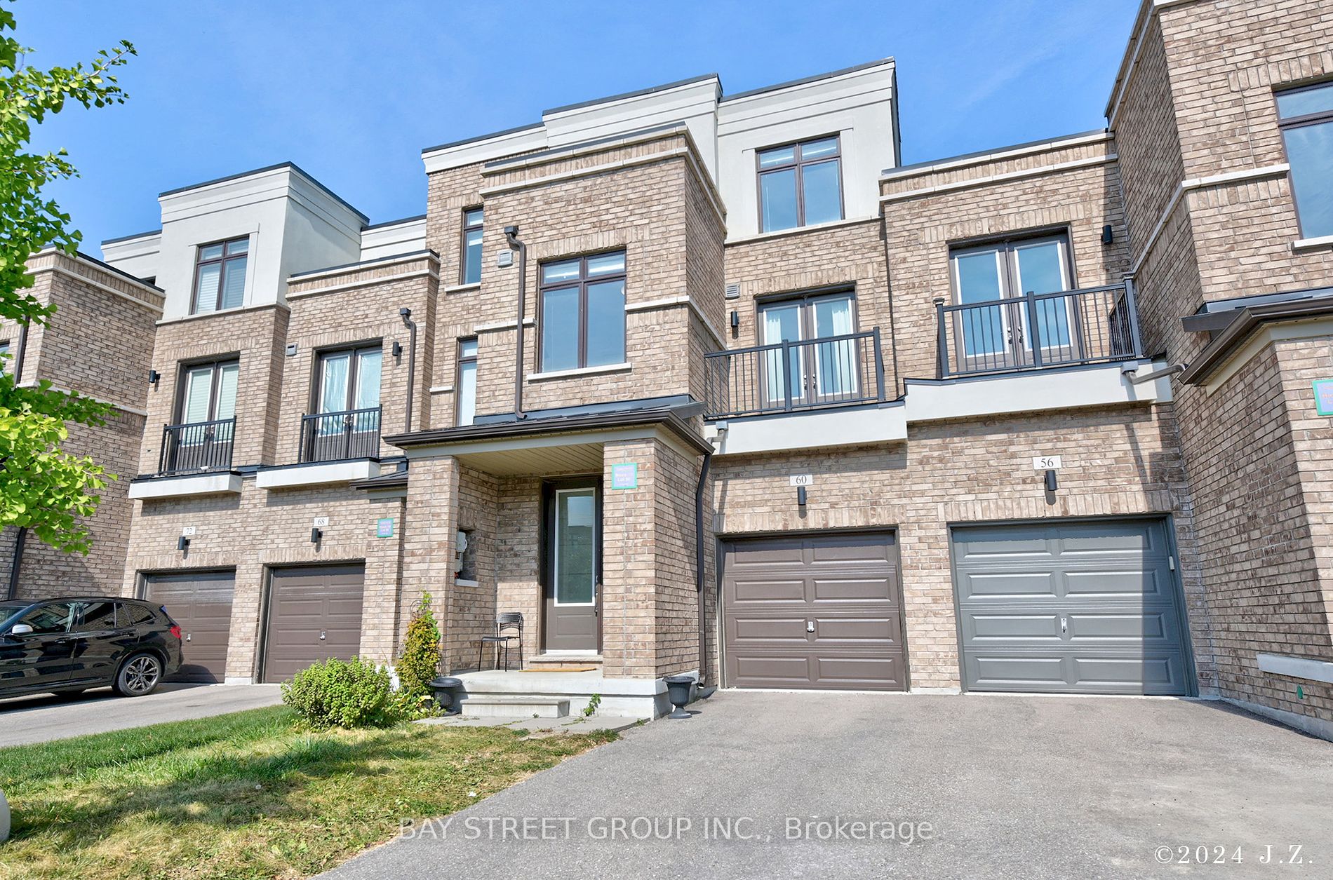 60 Elyse Crt