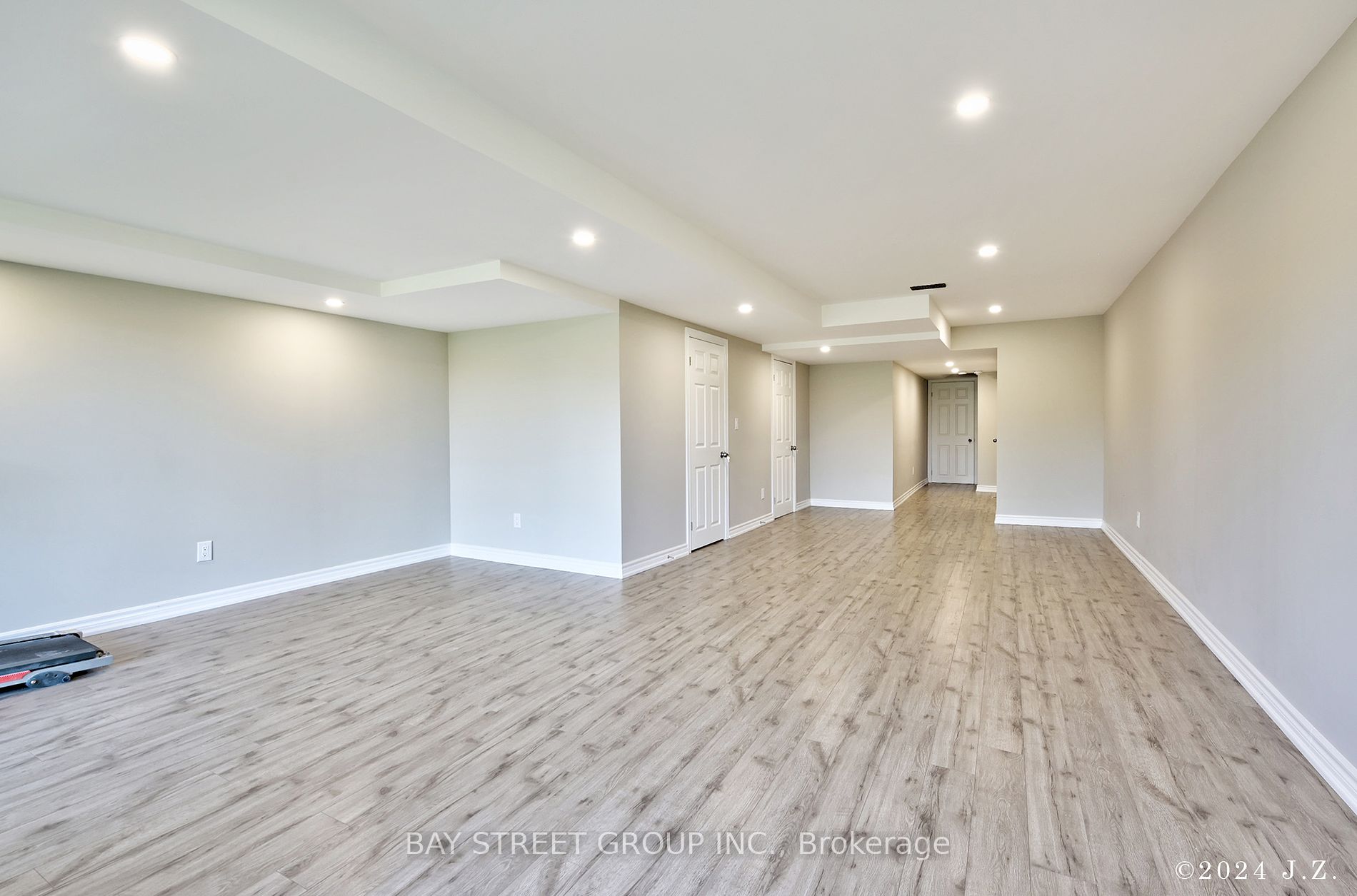 60 Elyse Crt