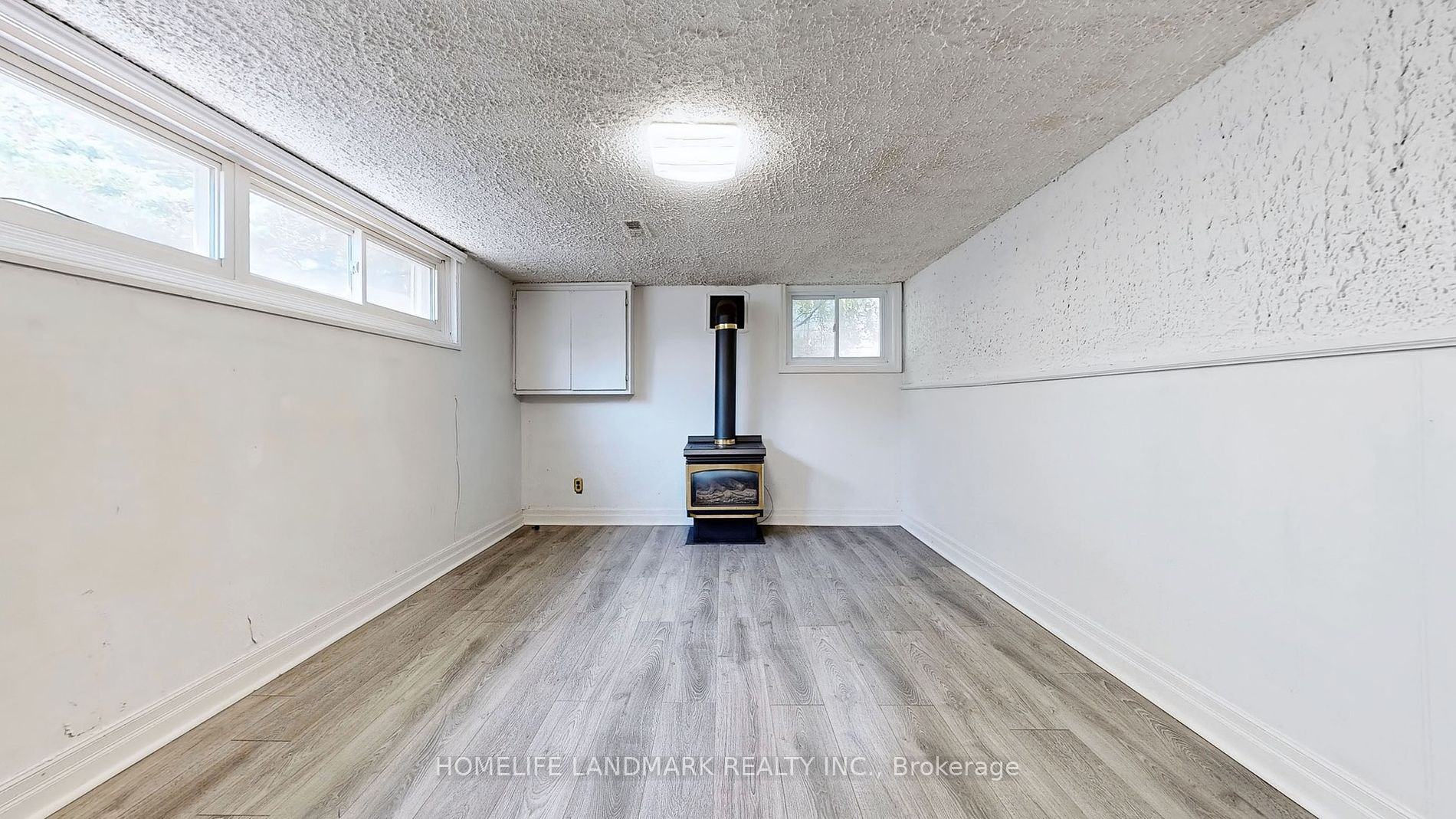 177 Maple Ave