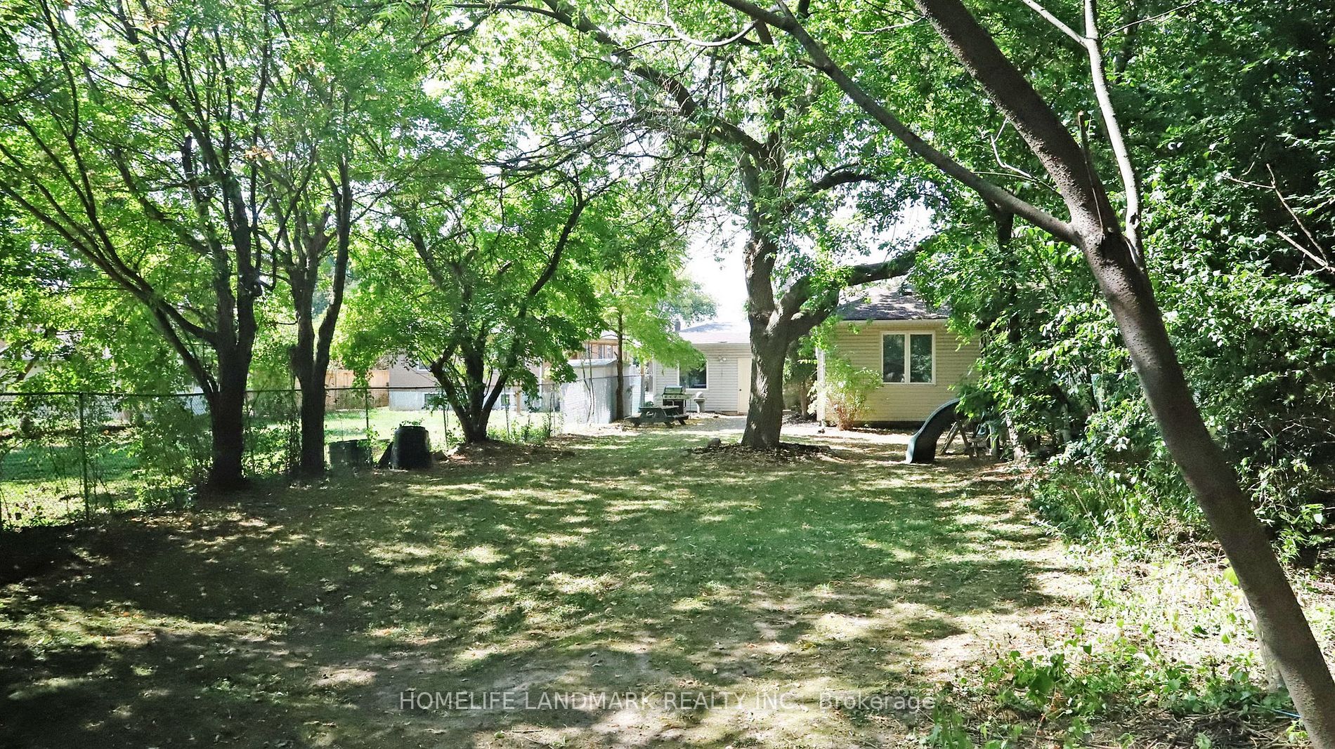 177 Maple Ave