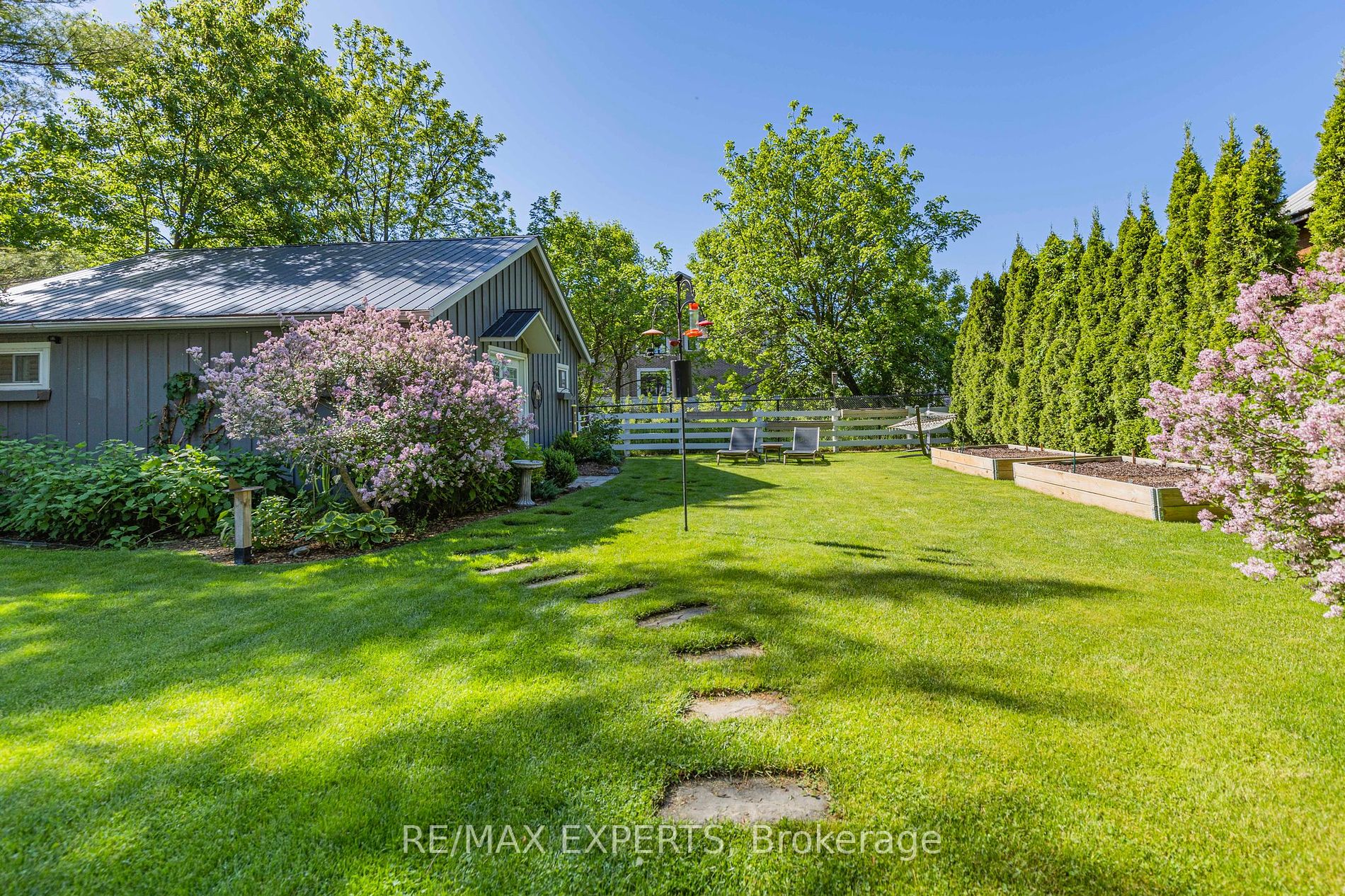863 Nashville Rd