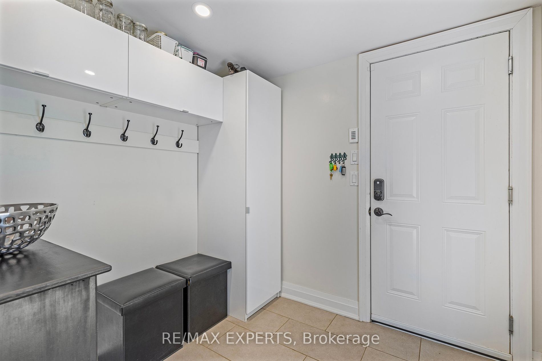 863 Nashville Rd