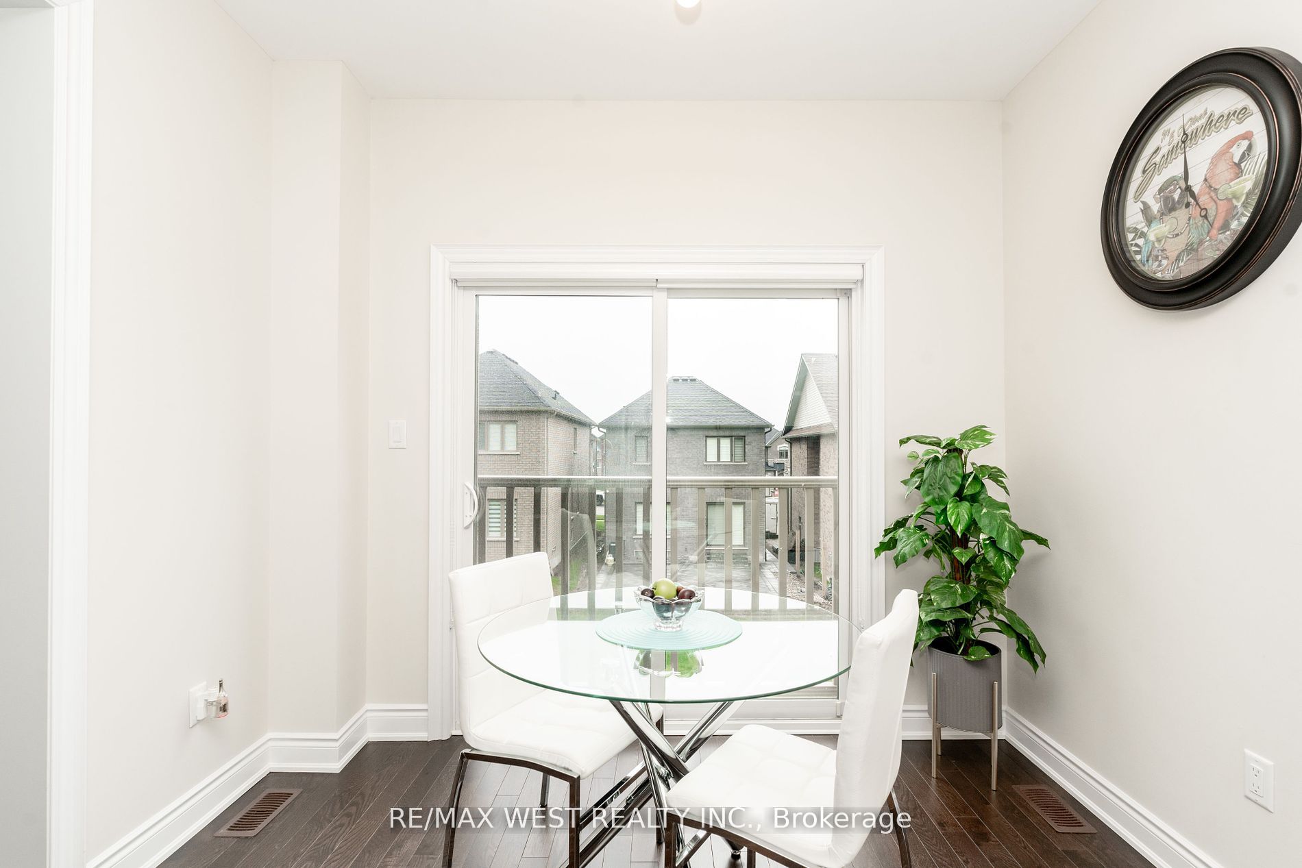 53 Janes Cres