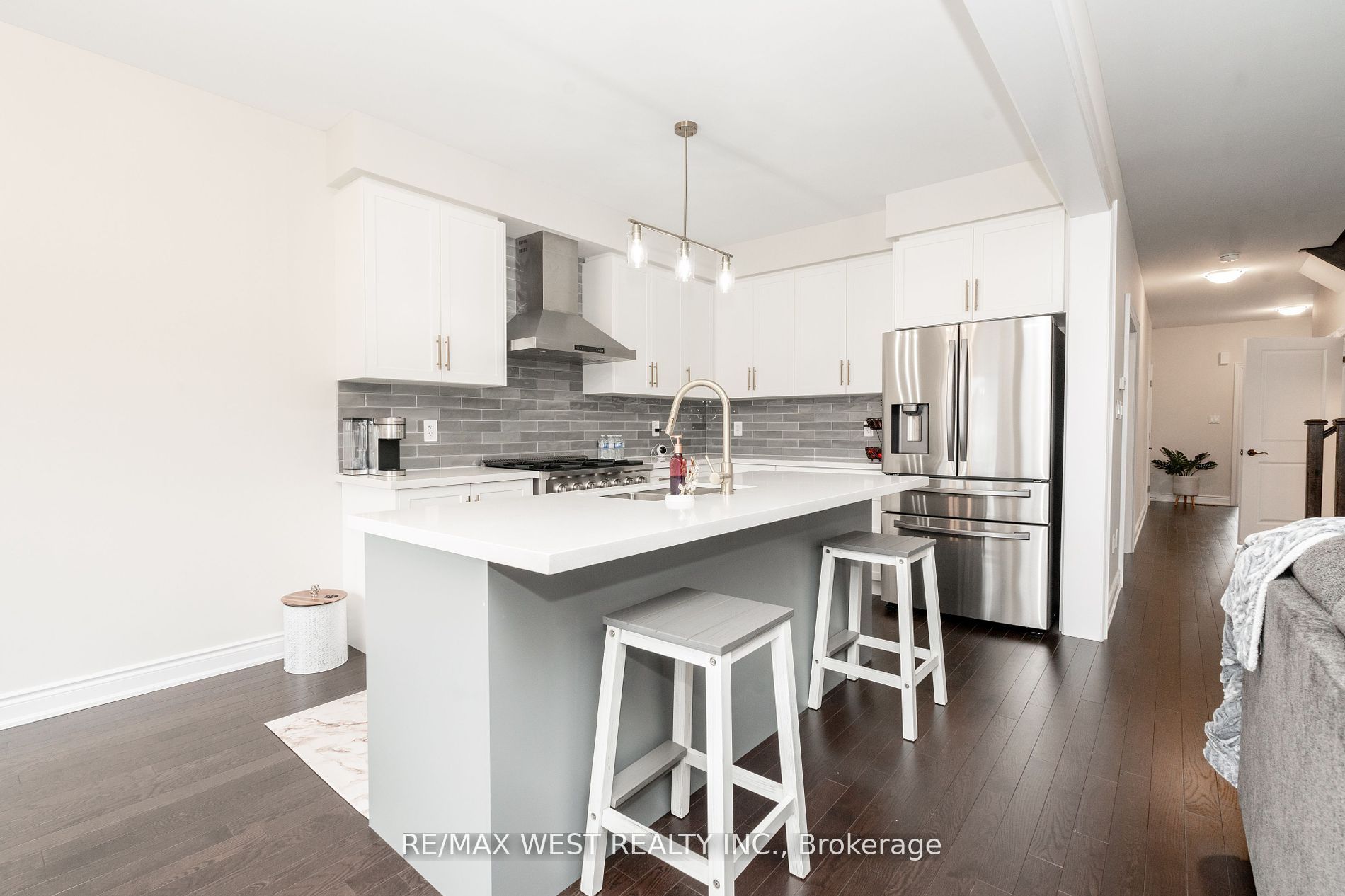 53 Janes Cres