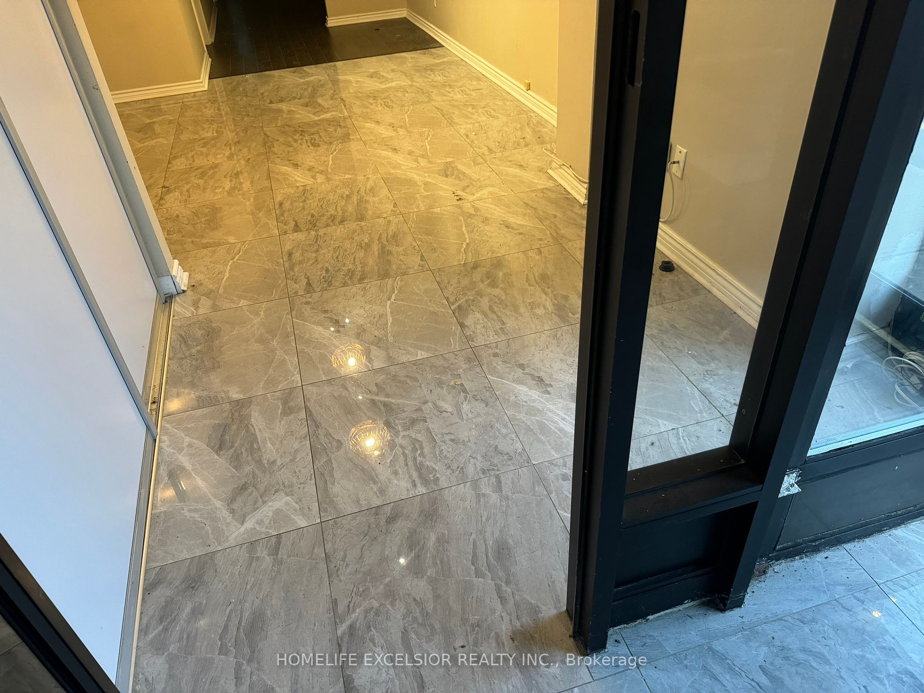 4560 Highway 7 E, #200