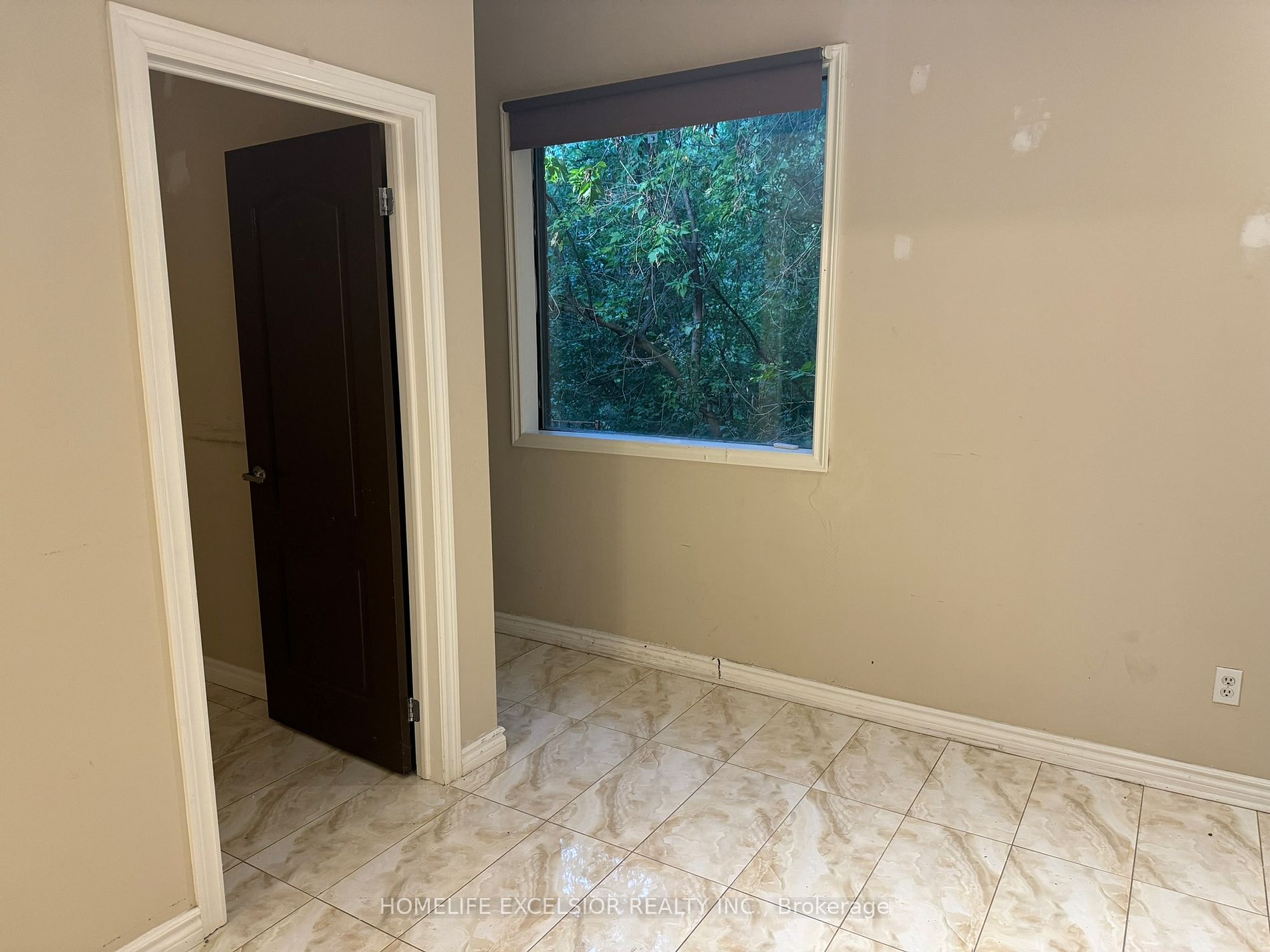 4560 Highway 7 E, #200