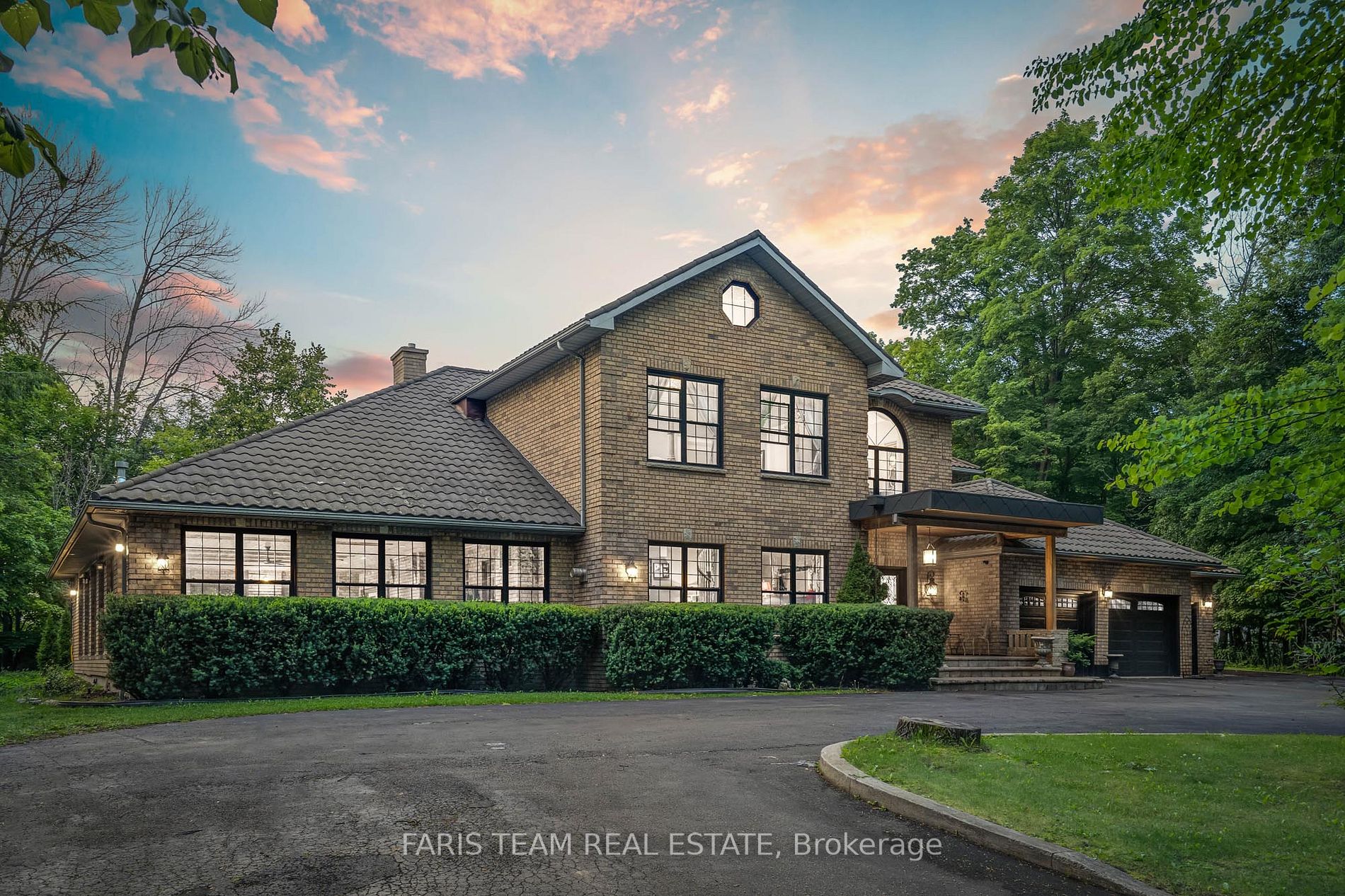 1826 Quantz Cres