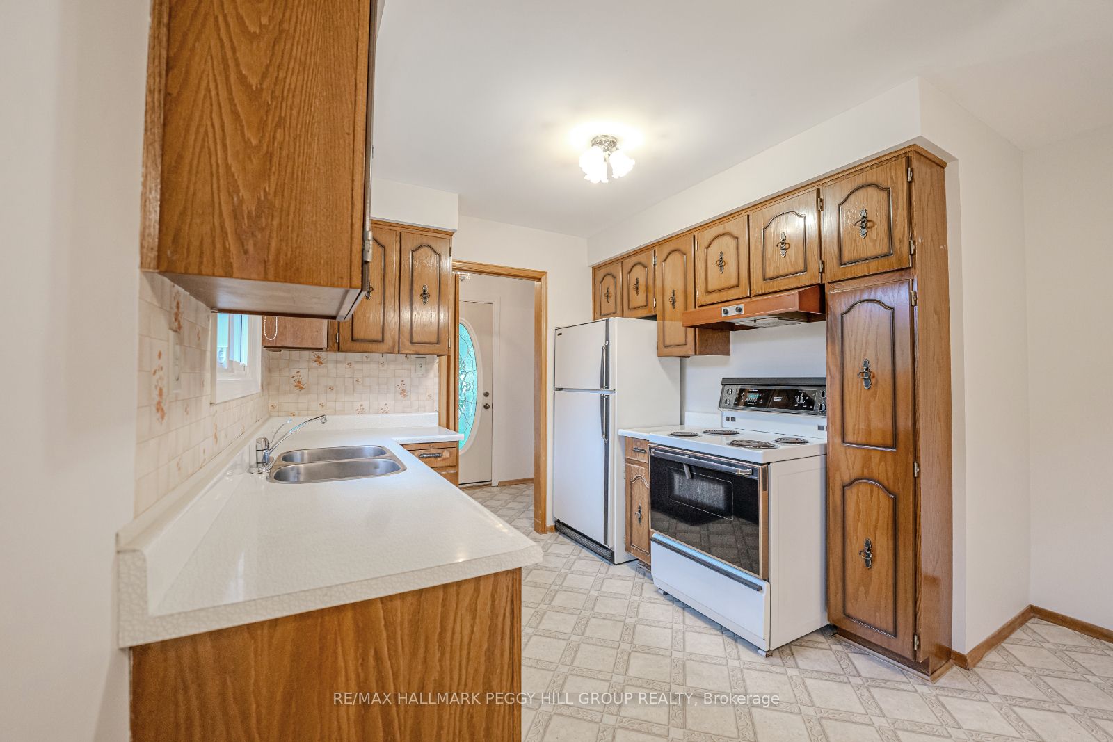 31 Mitchell Ave