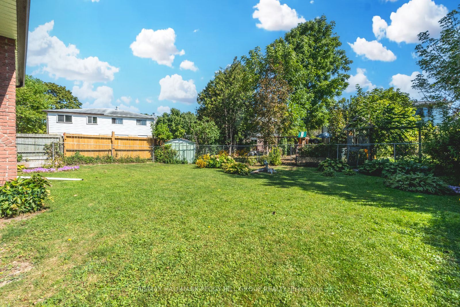 31 Mitchell Ave