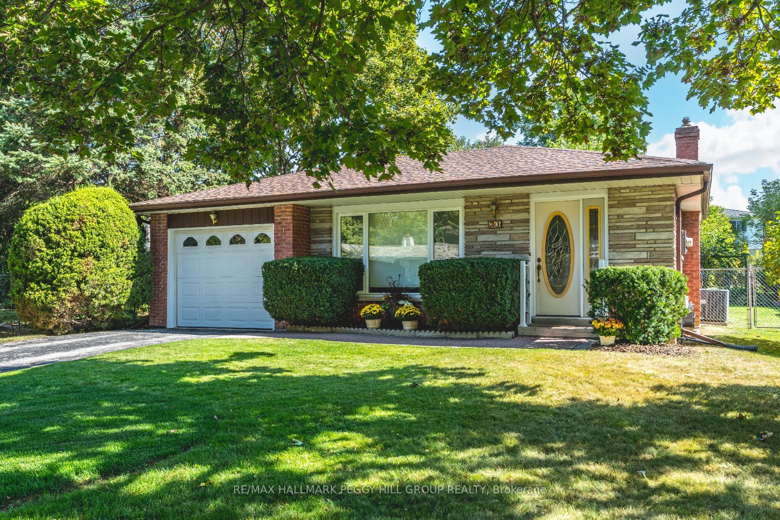 31 Mitchell Ave