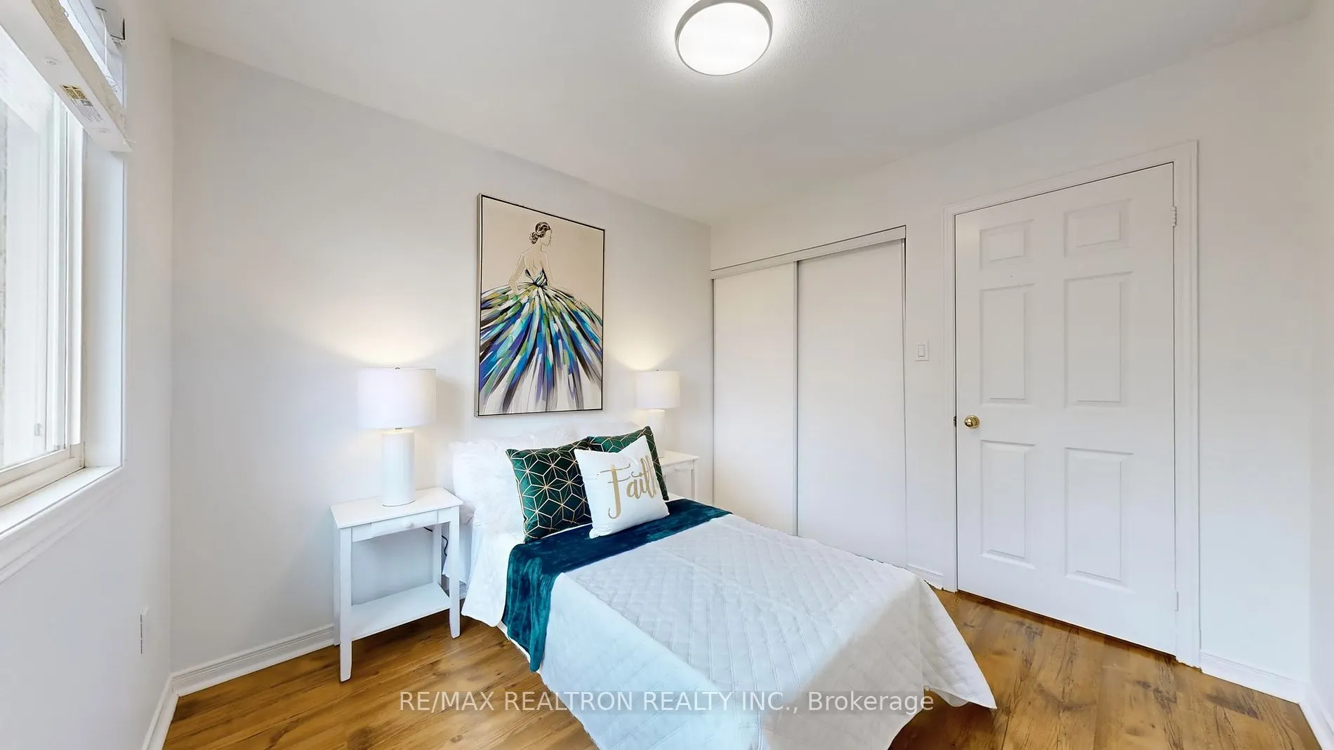102 LOWTHER Ave