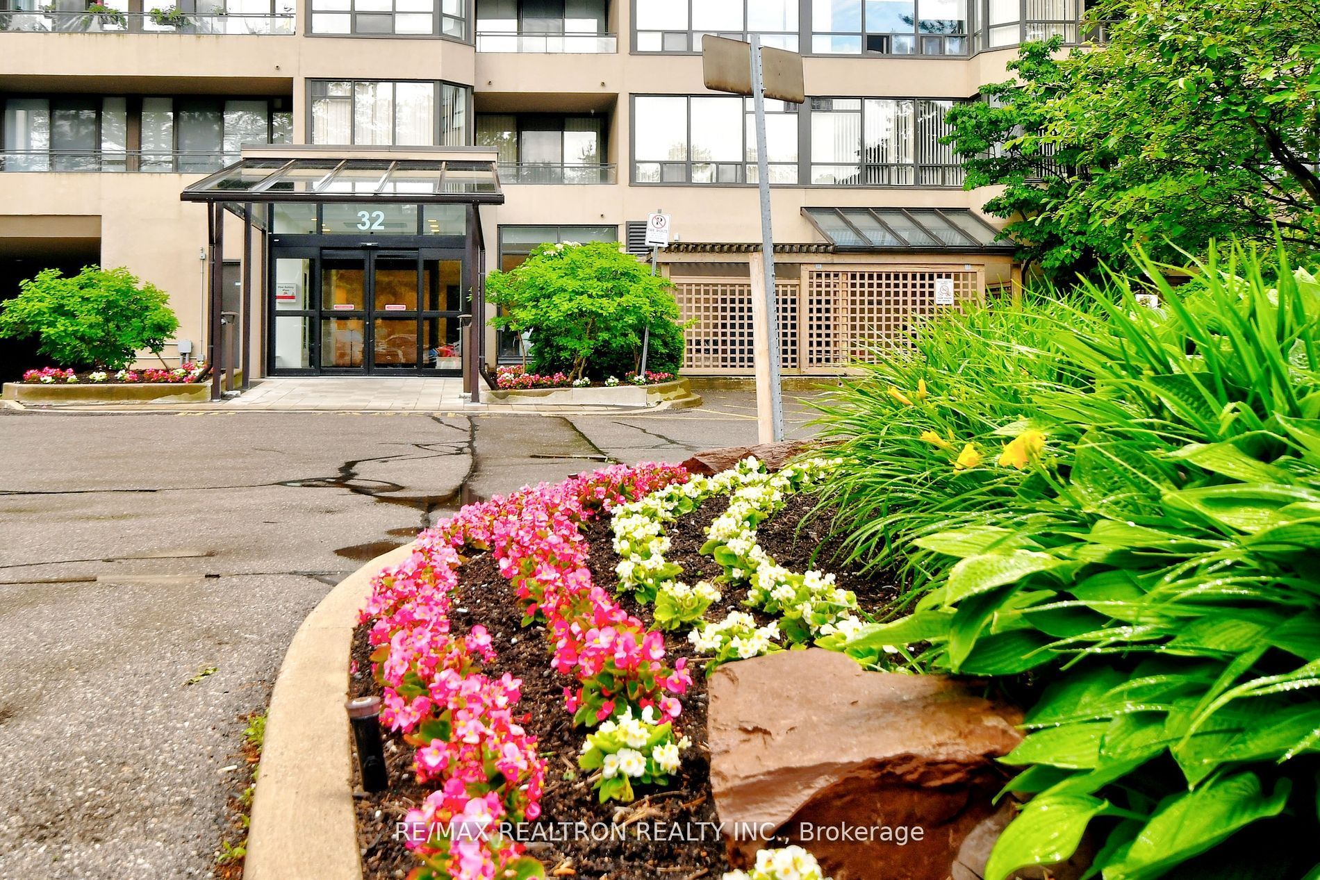32 Clarissa Dr, #1524