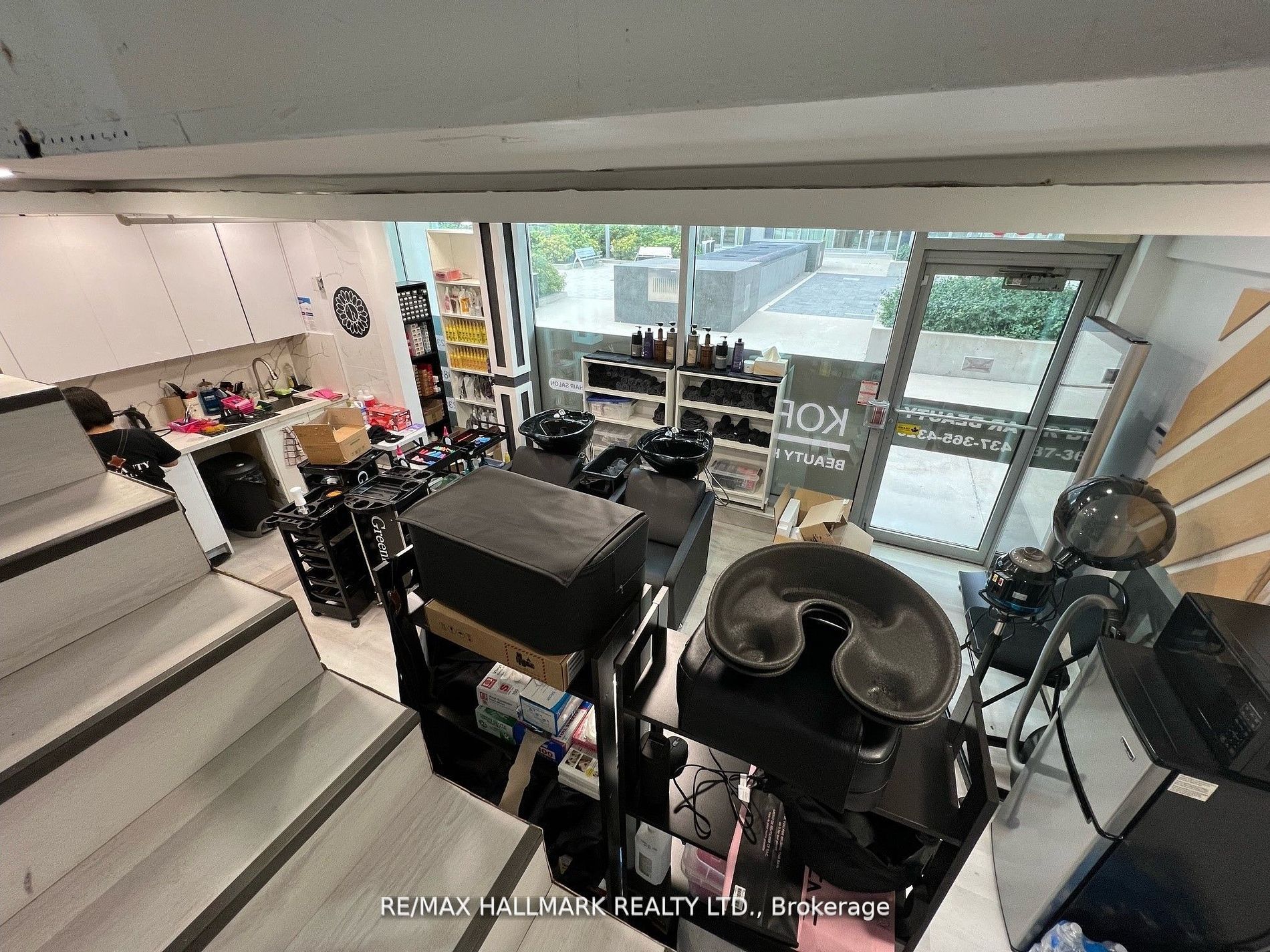 7191 Yonge St, #103