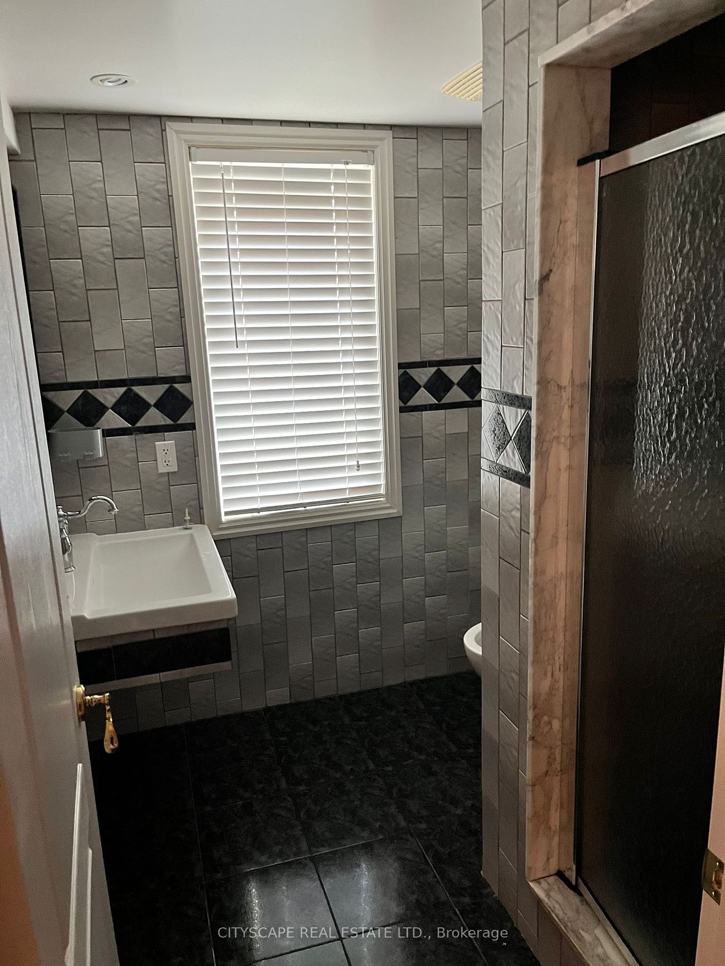 41 Diana Dr, #Bsmt