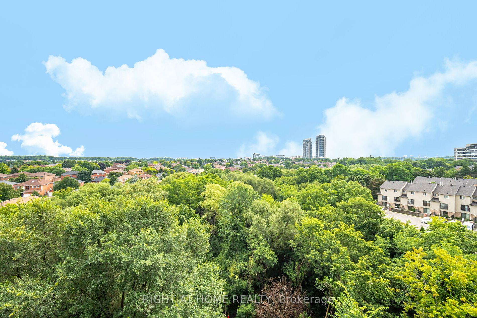 8763 Bayview Ave, #727