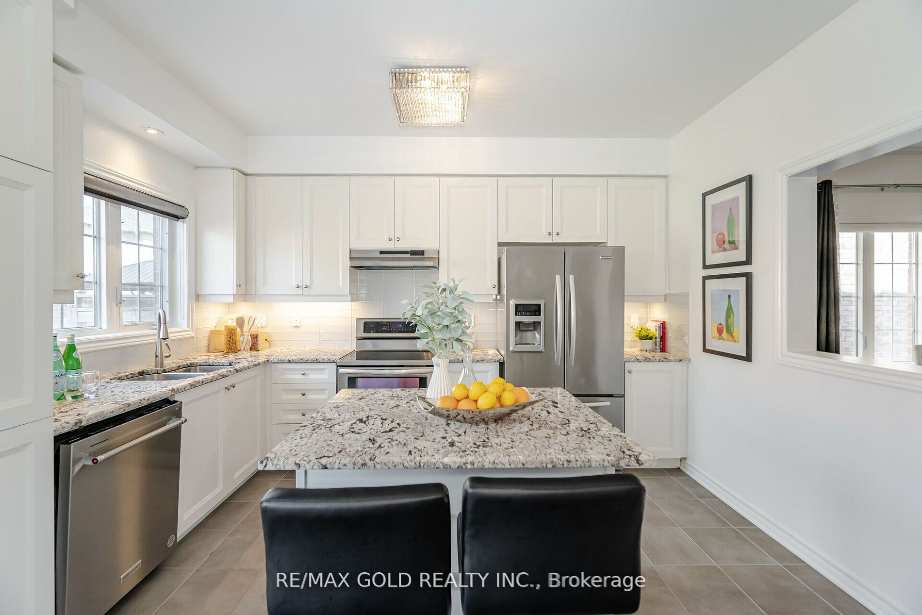 54 Zachary Pl
