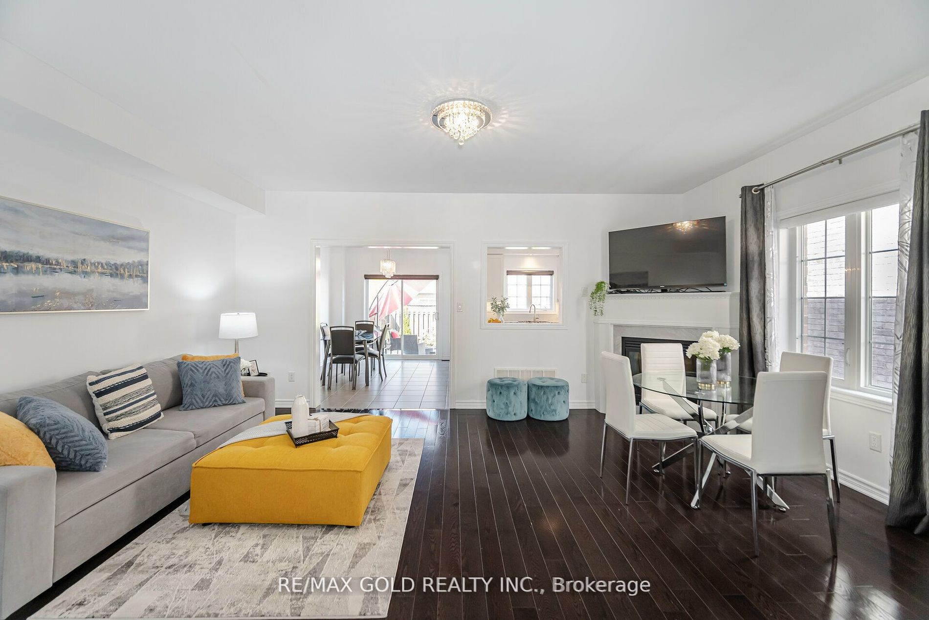 54 Zachary Pl
