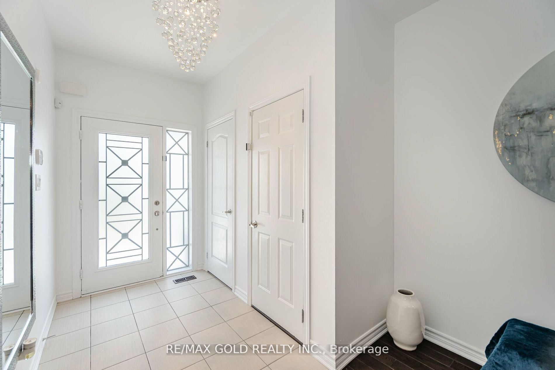 54 Zachary Pl