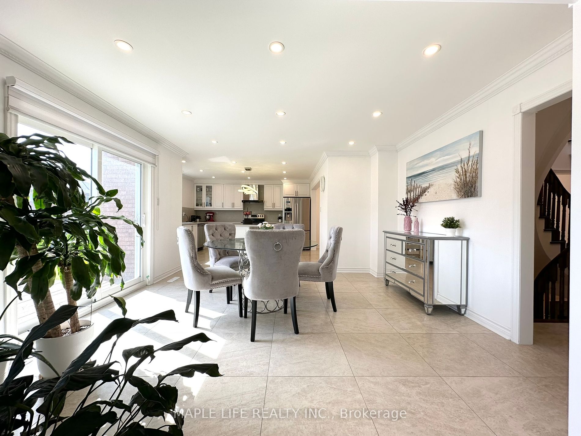 48 Brookshill Cres