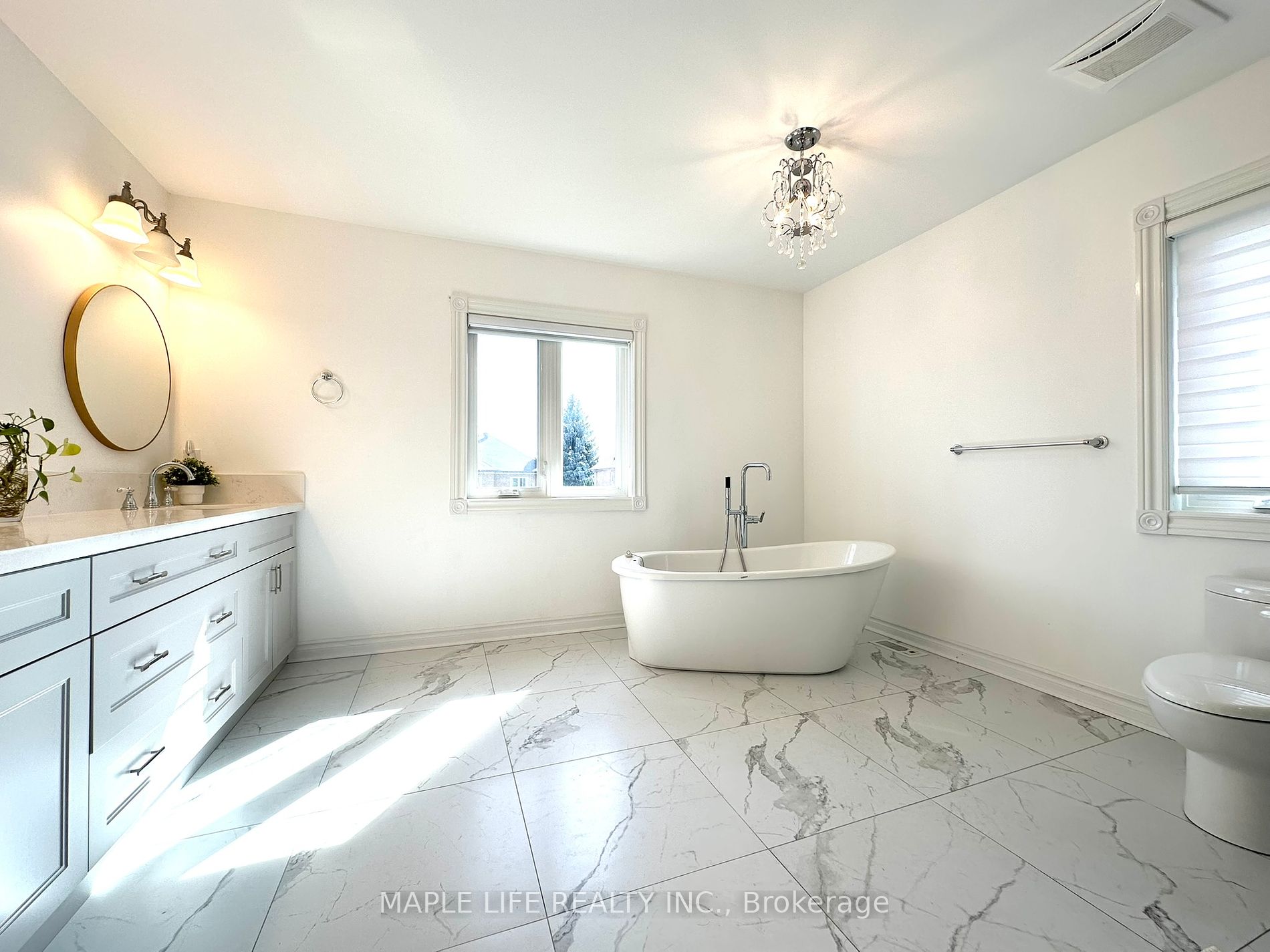 48 Brookshill Cres