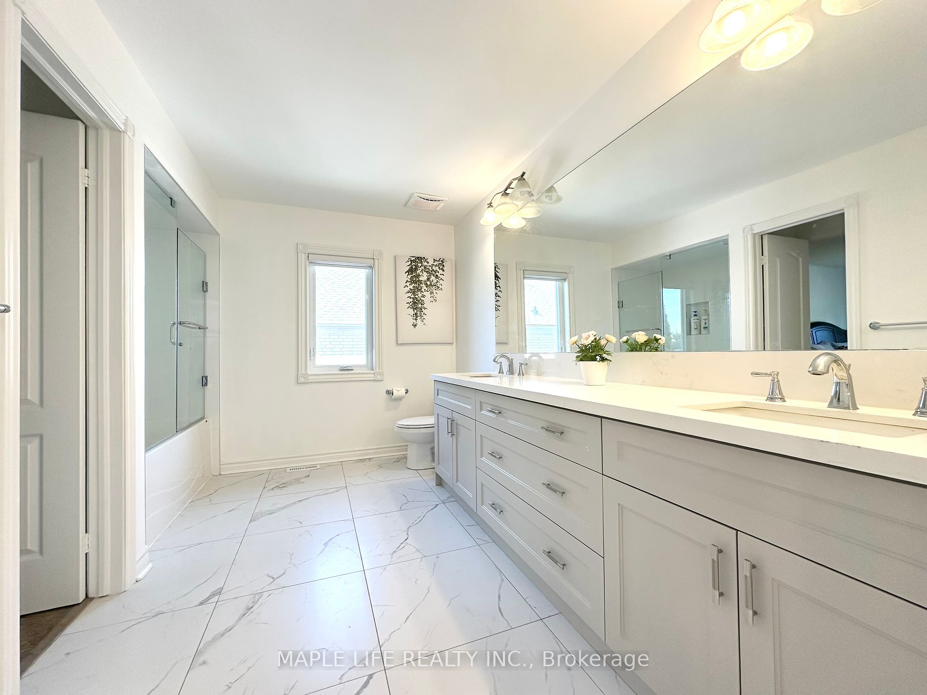 48 Brookshill Cres
