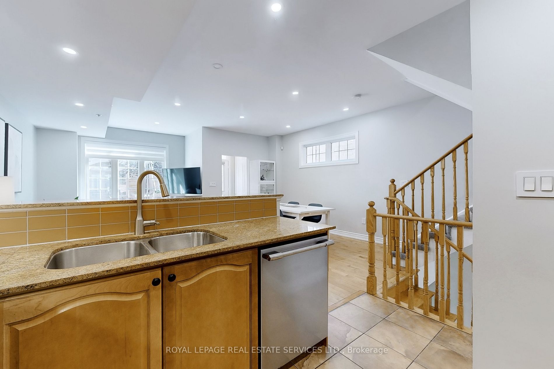 8 Brighton Pl, #48