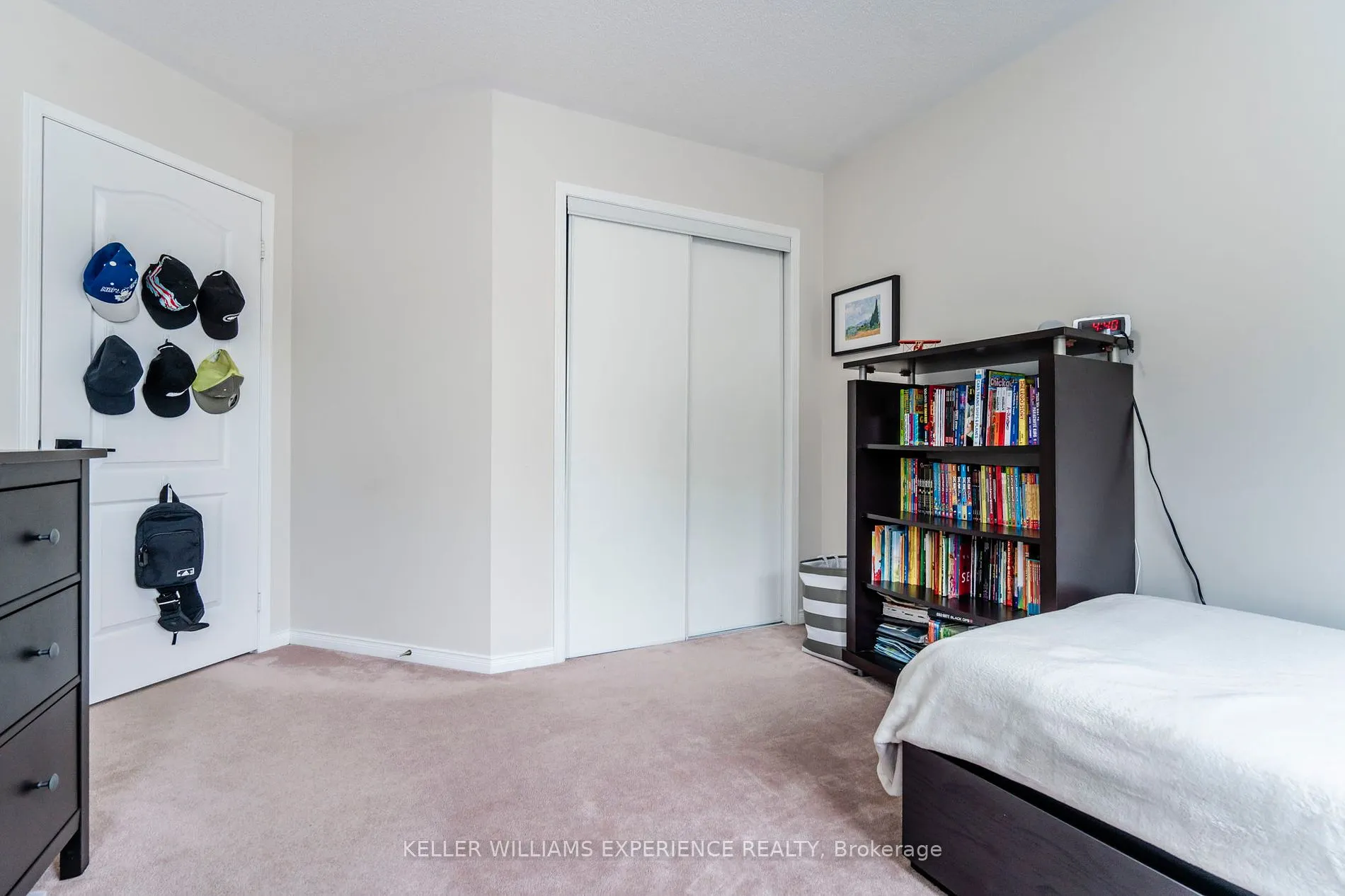 75 Maplewood Dr