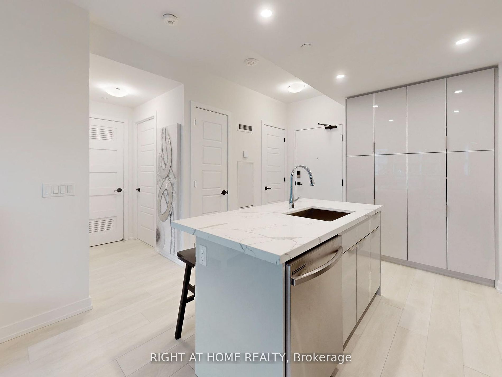 415 Sea Ray Ave, #224